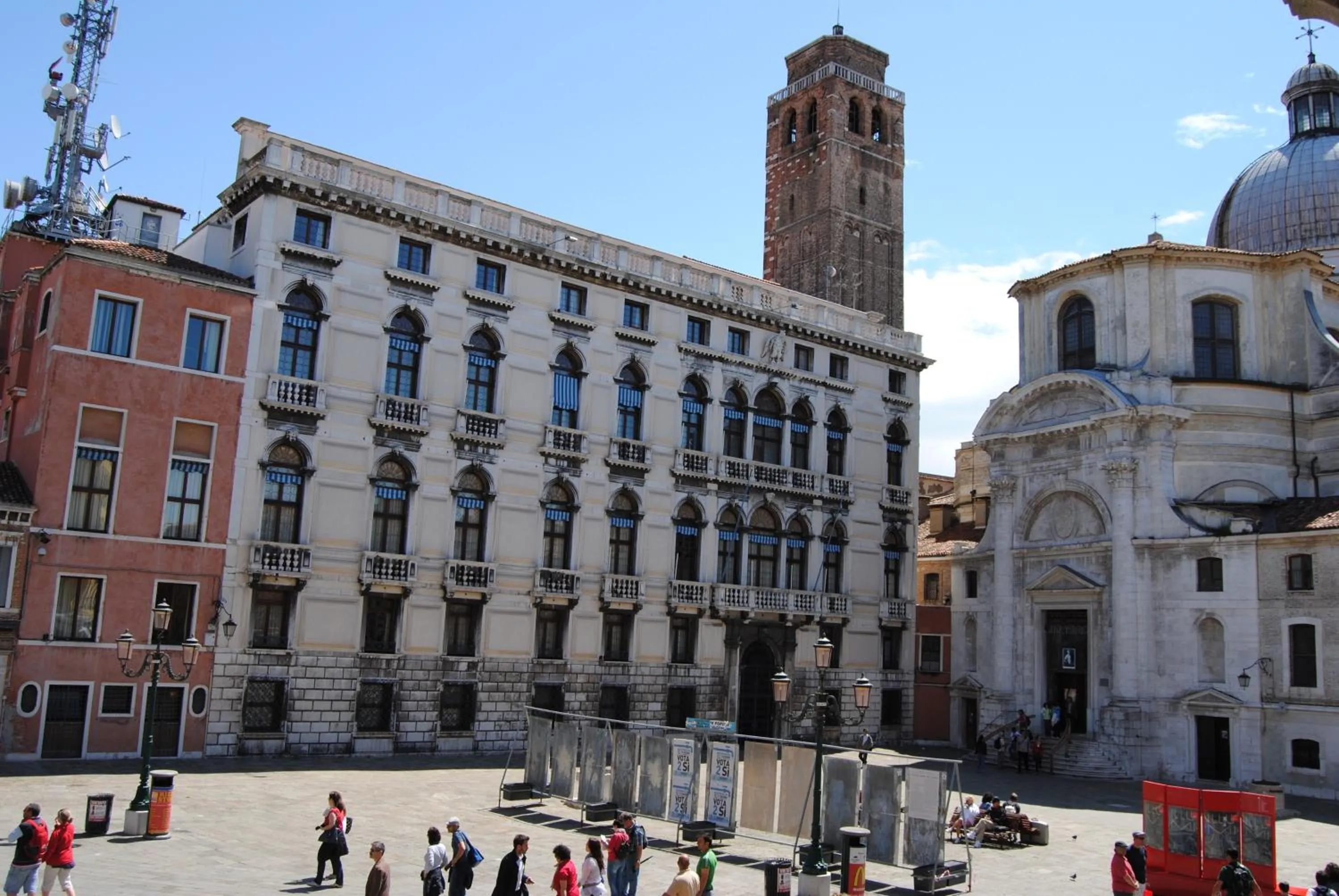 Facade/entrance in Hotel Guerrini