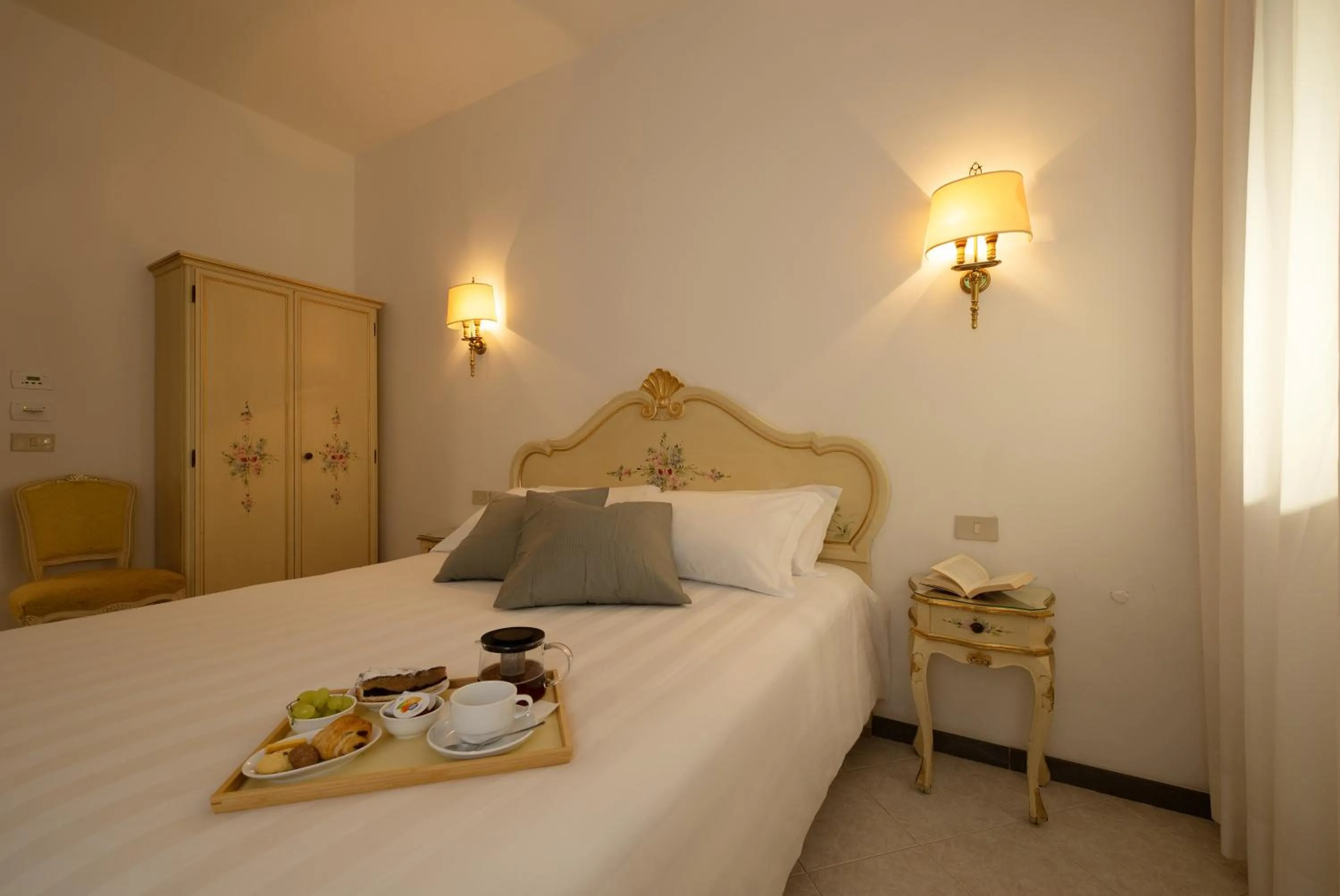 Bedroom, Bed in Hotel Guerrini