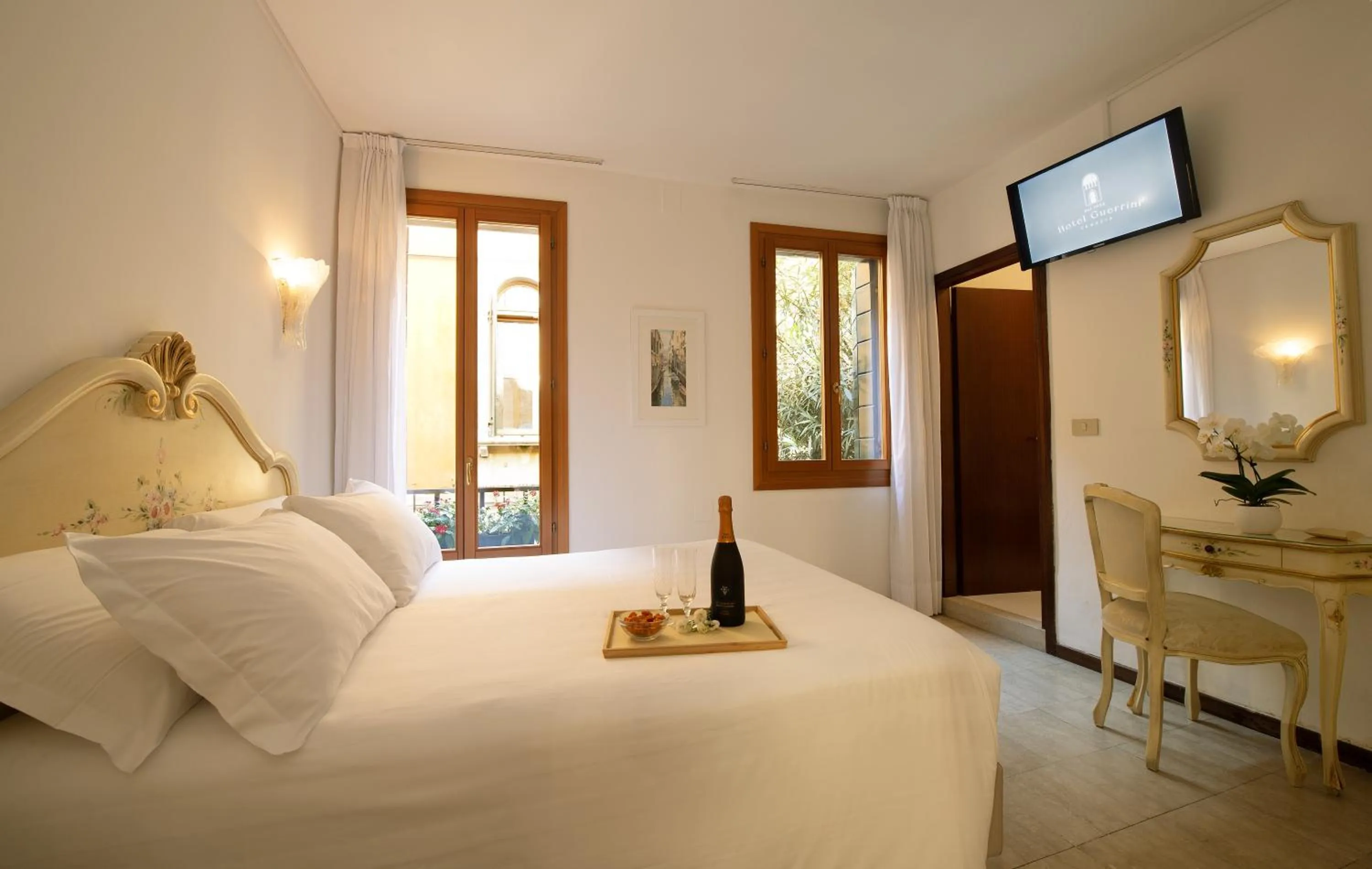 Bed in Hotel Guerrini