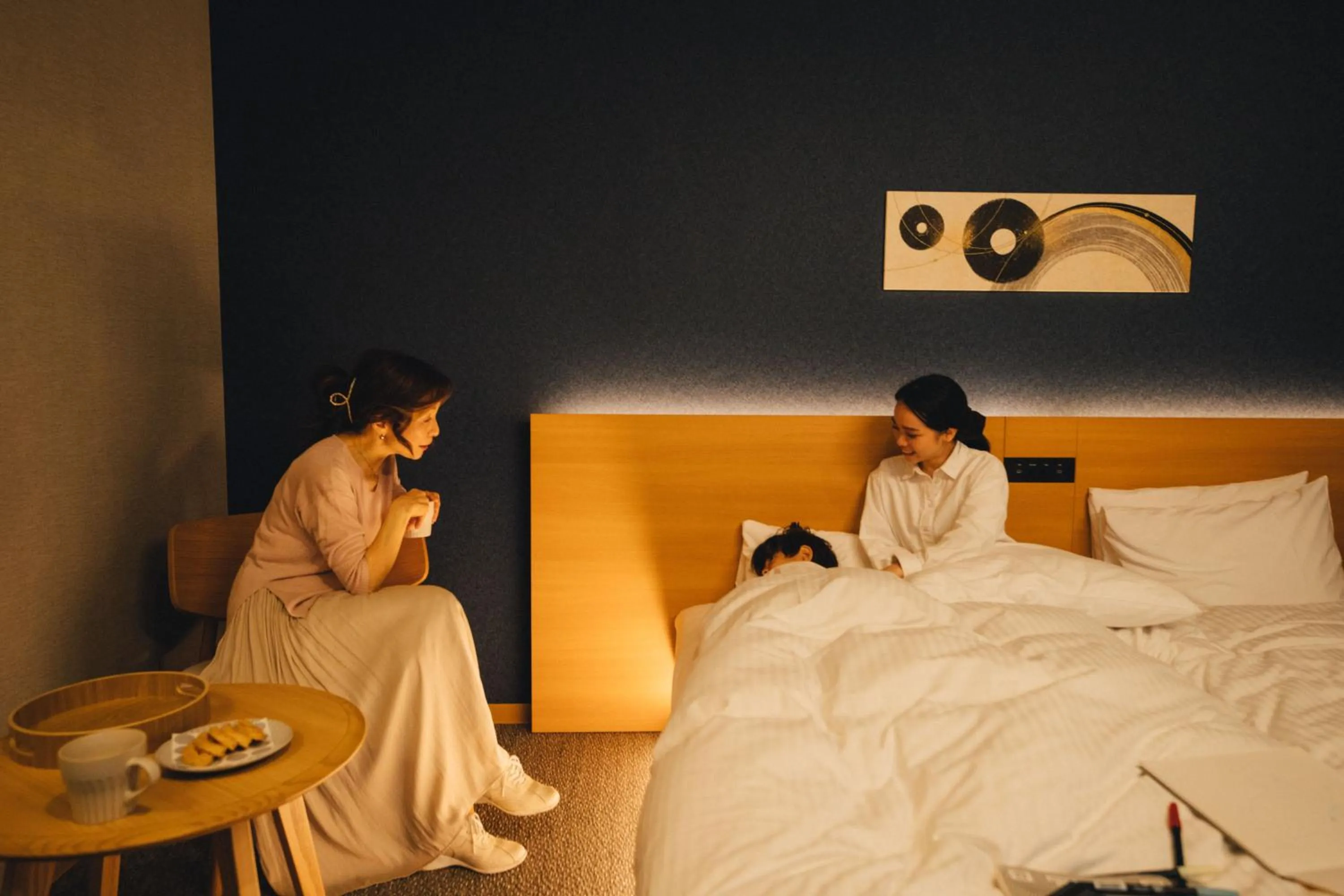 People, Bed in MIMARU Osaka Namba Station