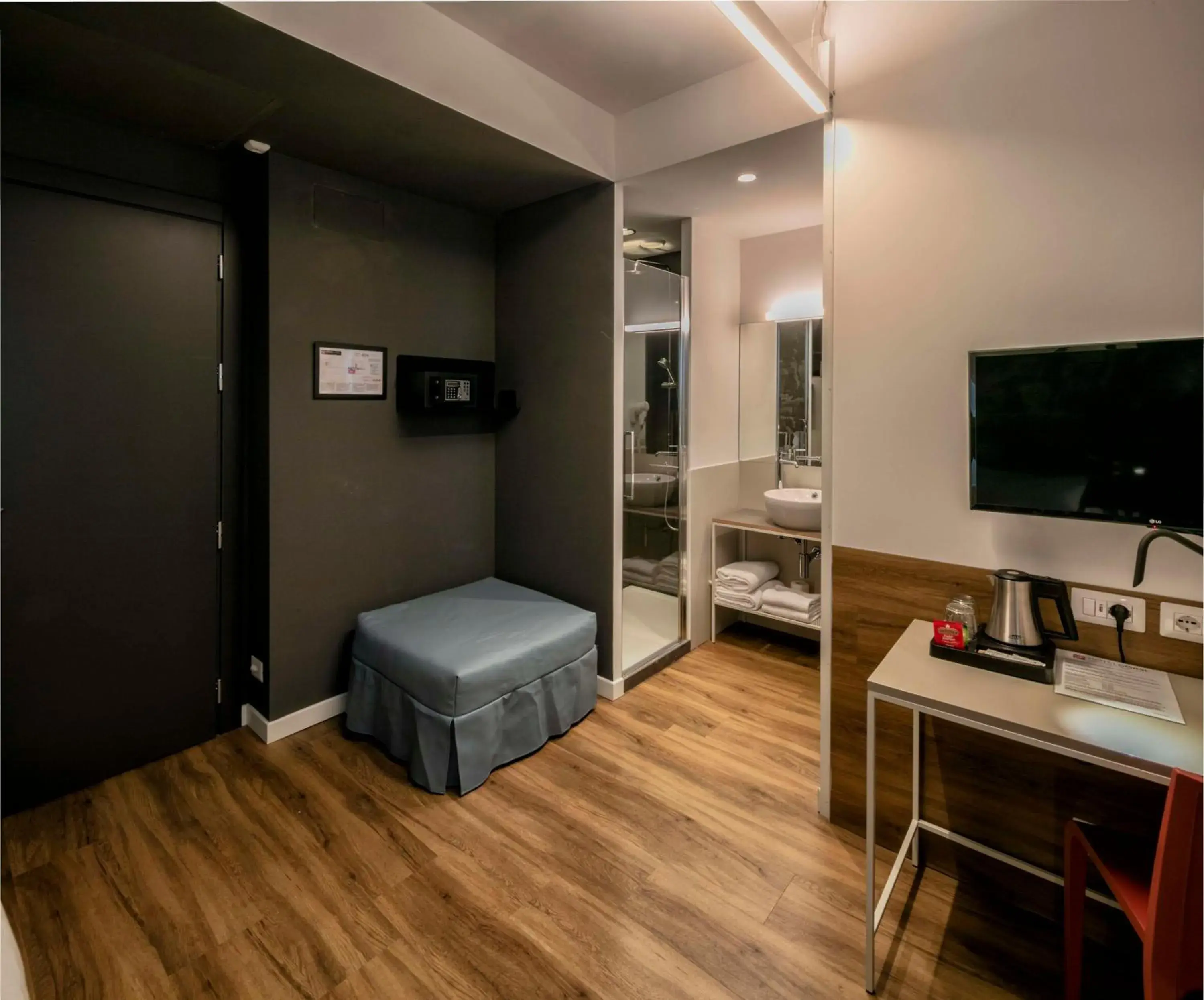 Bedroom, Bed in Best Western Hotel Corsi Bedroom, Bed in Best Western Hotel Corsi