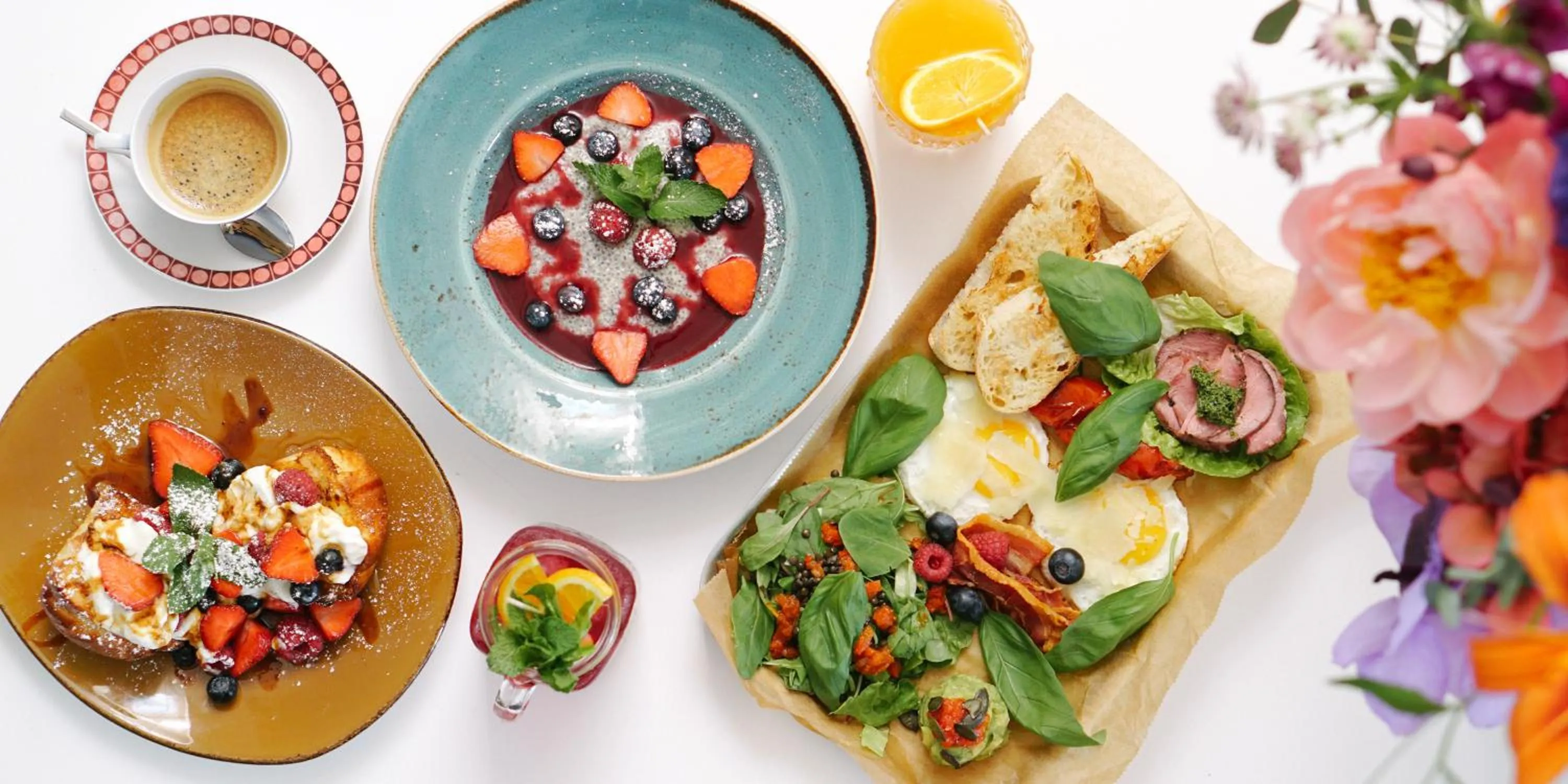 Breakfast in Gorki Apartments