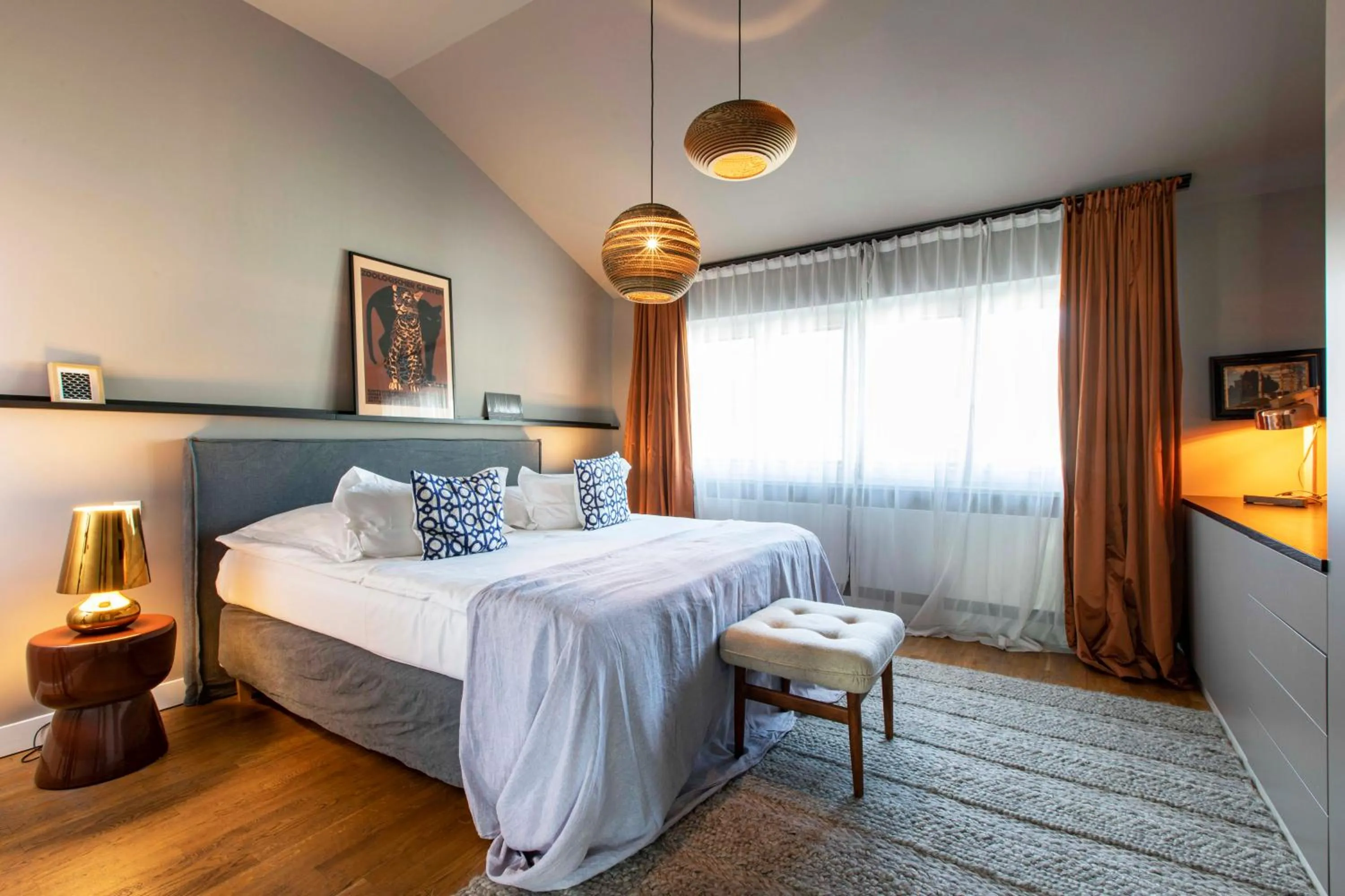 Bedroom, Bed in Gorki Apartments