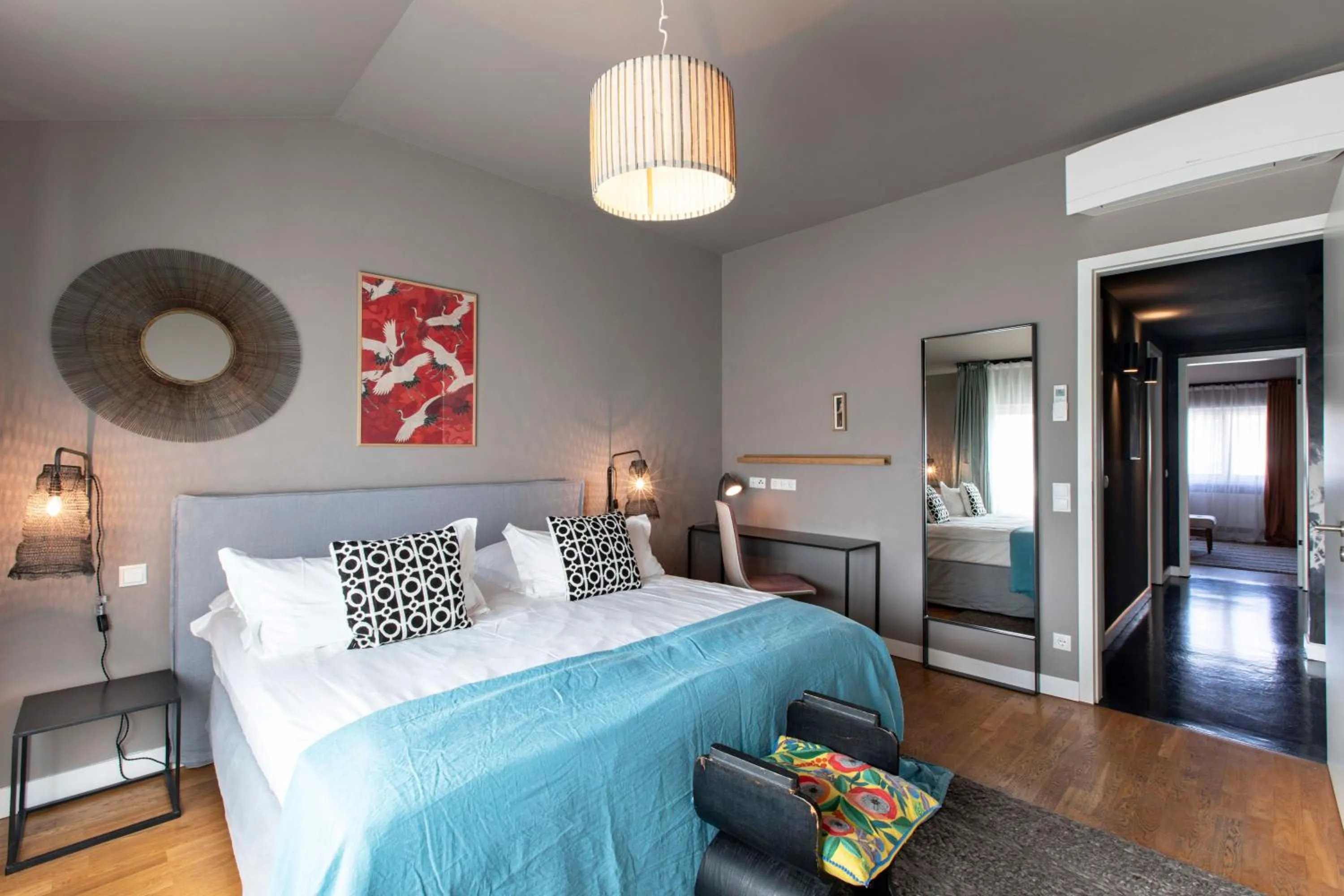 Bedroom, Bed in Gorki Apartments