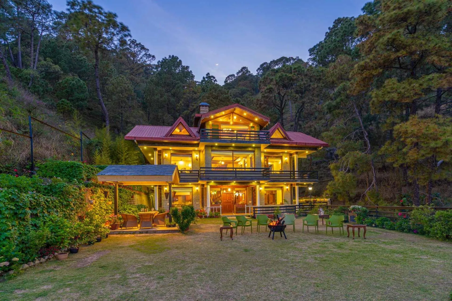 Standard Villa in StayVista at Floradale W Jacuzzi & Wood-Fire Pizza