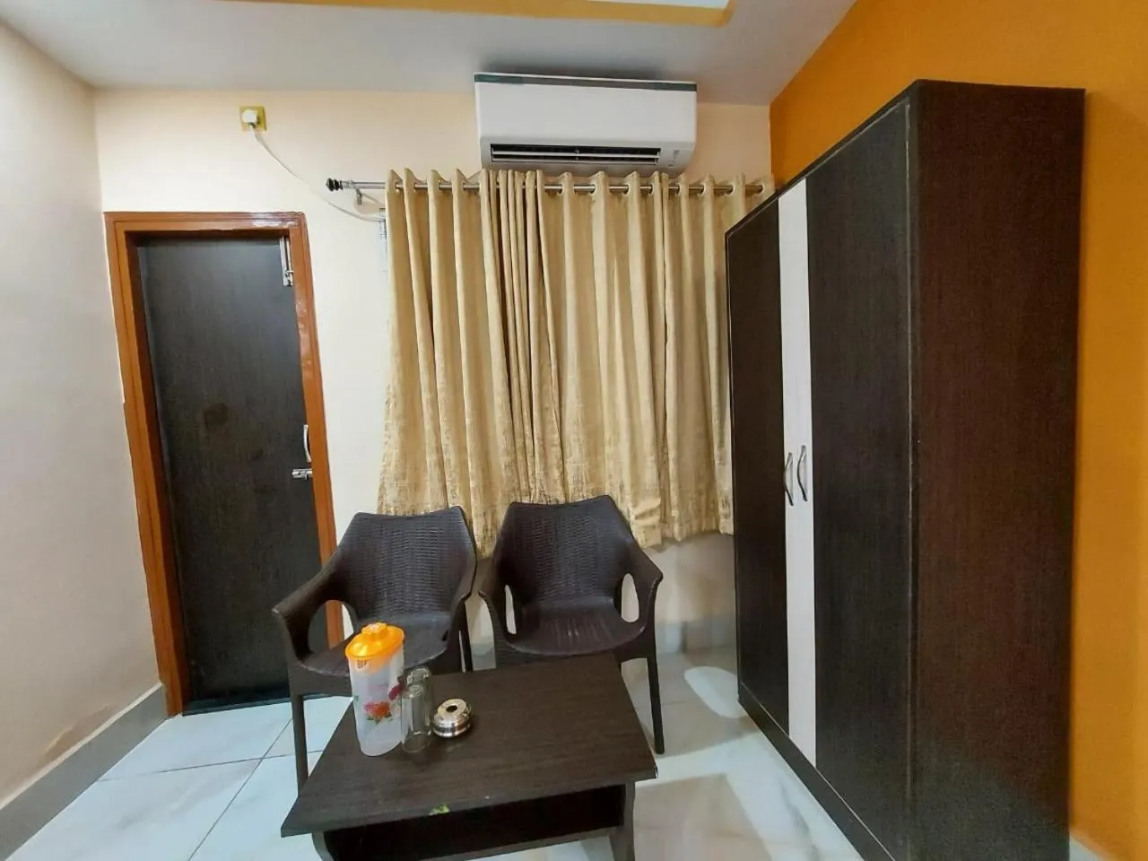 Living room in ICONIC Hotel Digha