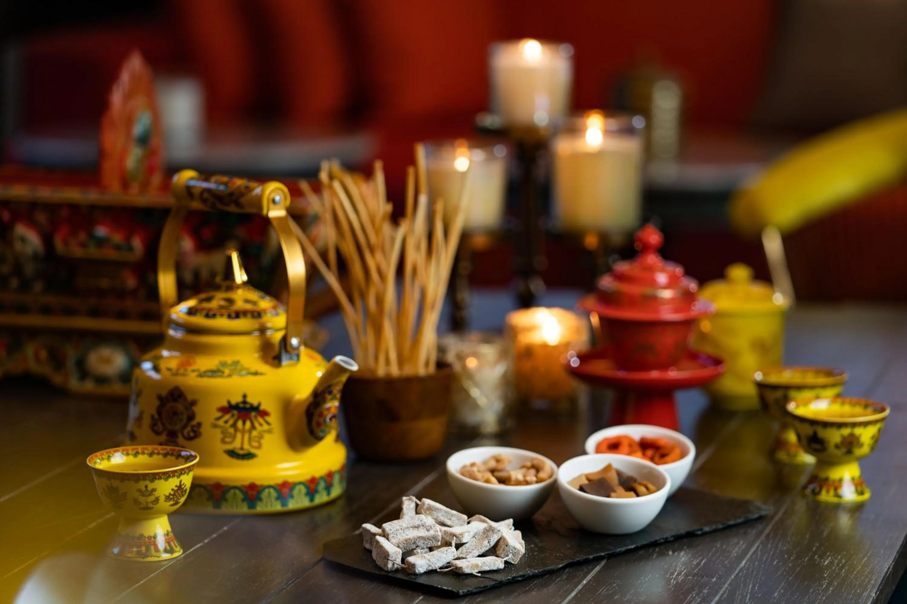 Lounge or bar in Norbu The Montanna, Dharamshala - IHCL SeleQtions