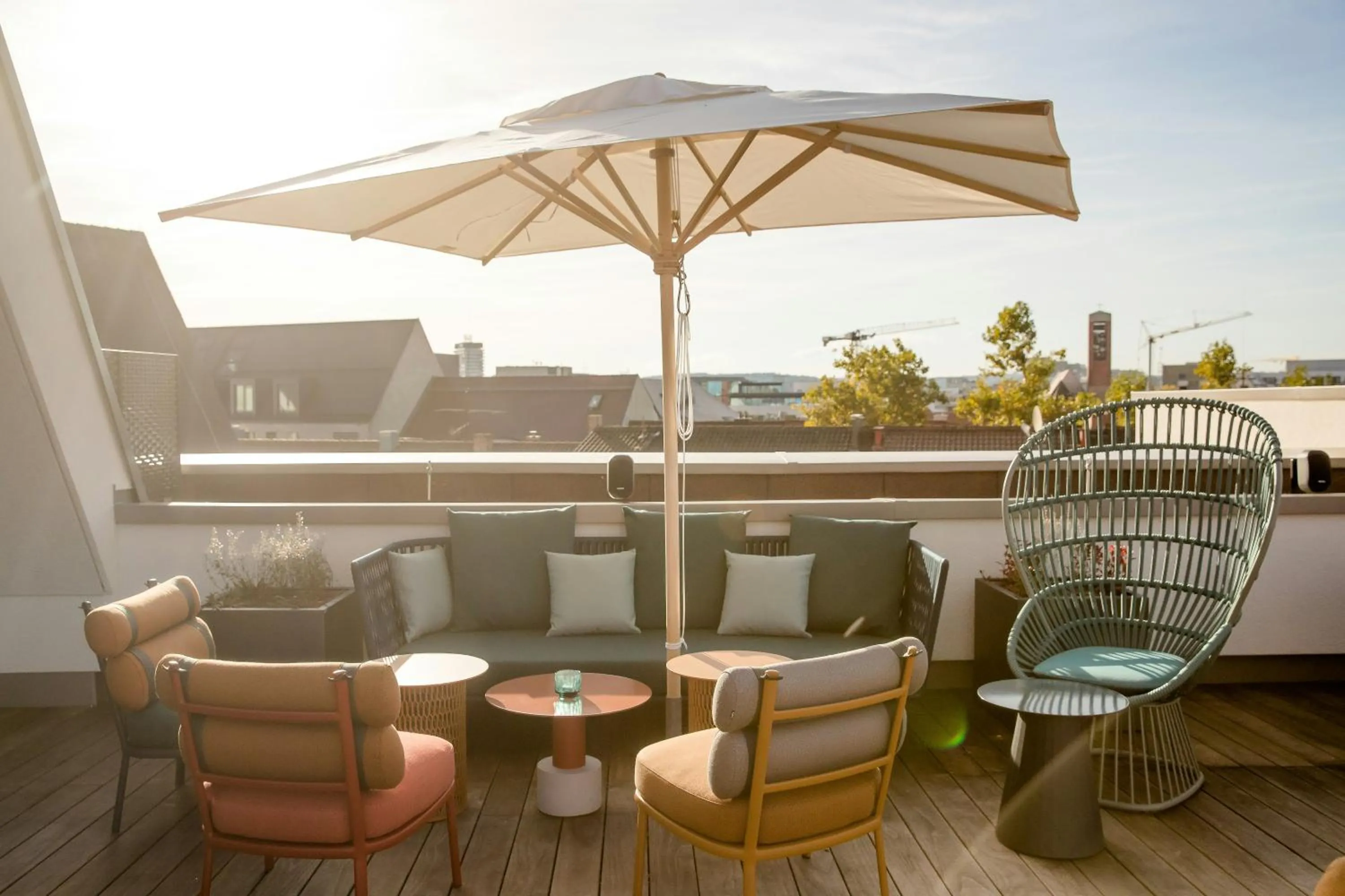 Lounge or bar in Motel One Ulm