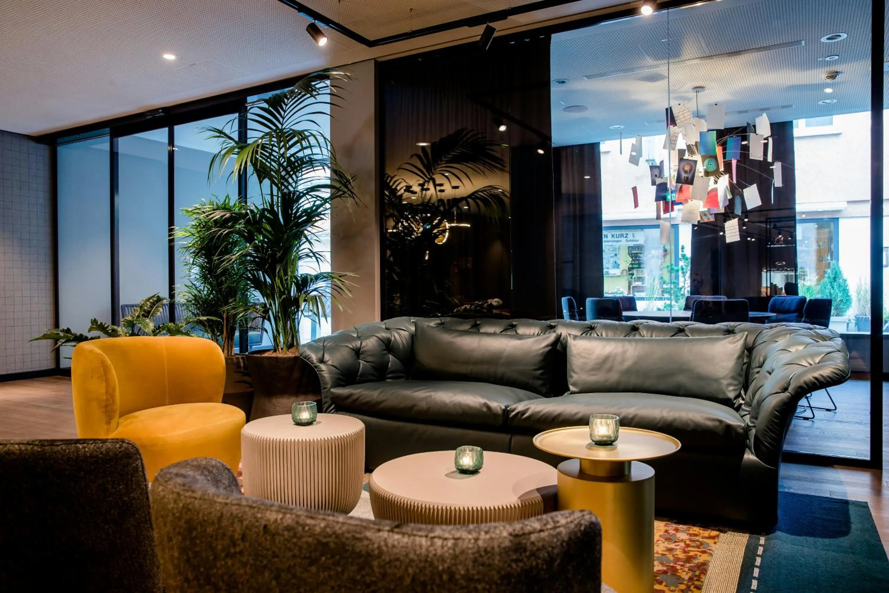 Lounge or bar in Motel One Ulm