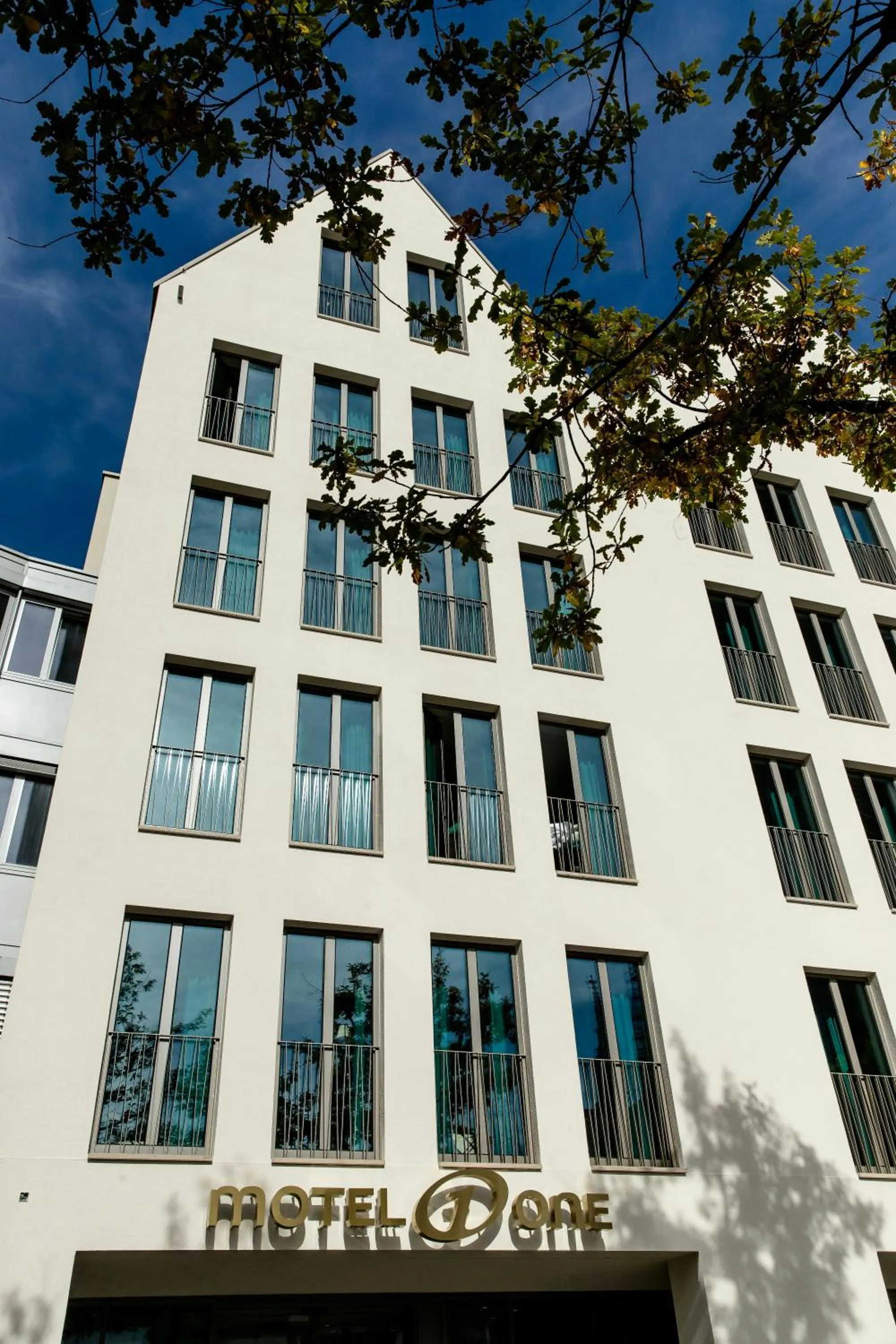 Facade/entrance in Motel One Ulm