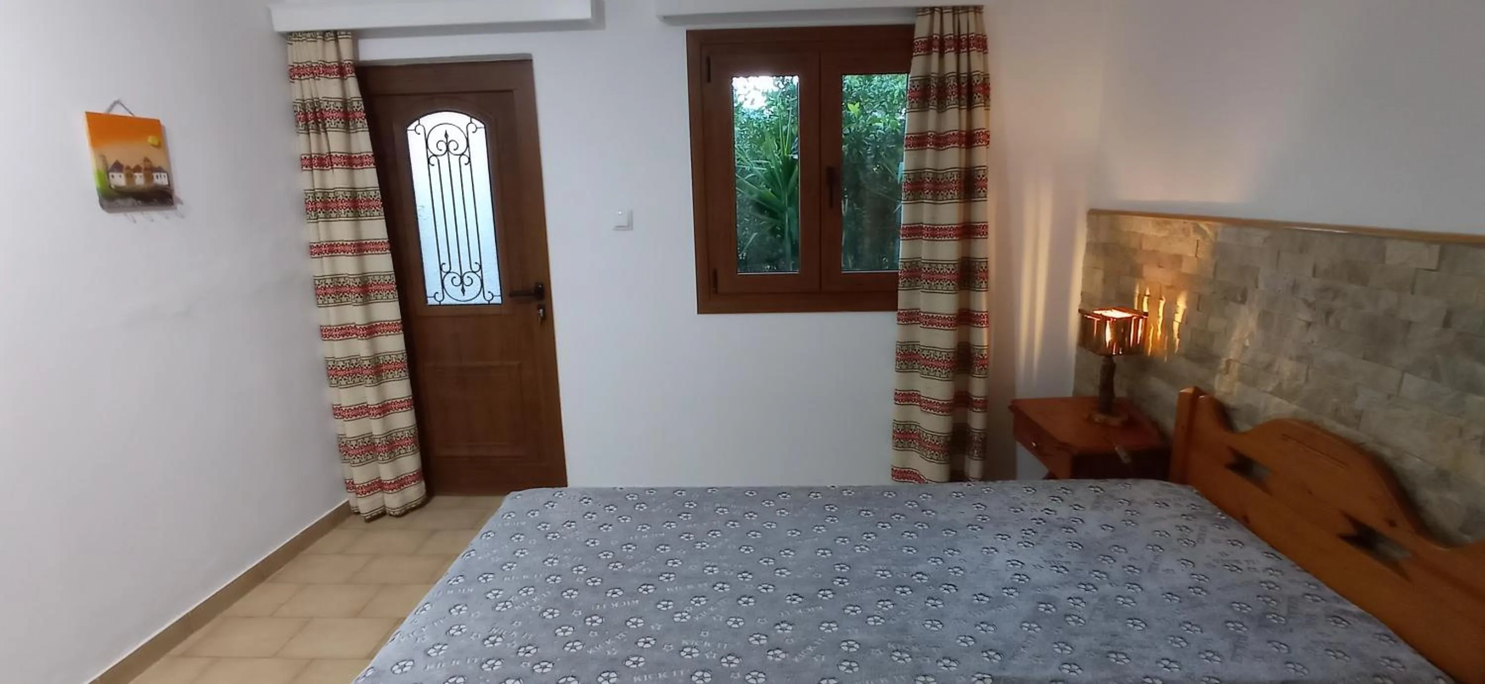Garden view, Bed in Veroniki Studios
