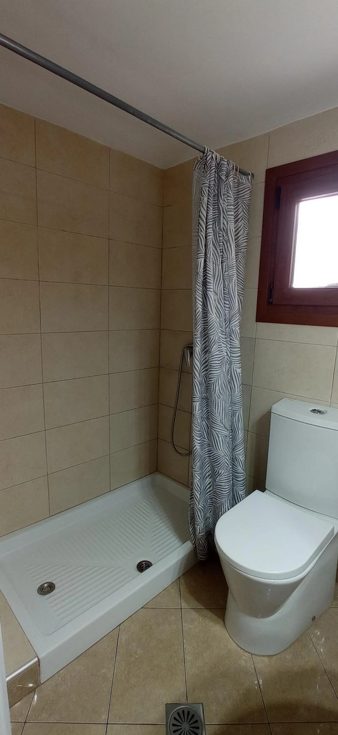 Shower in Veroniki Studios