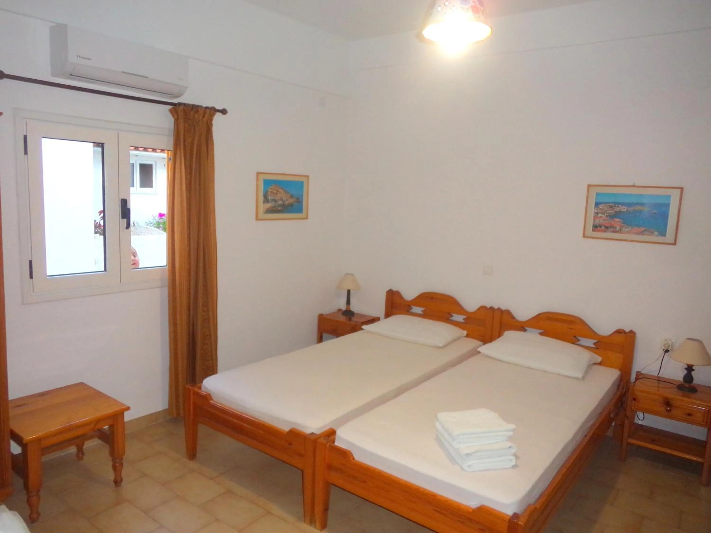 Bed in Veroniki Studios