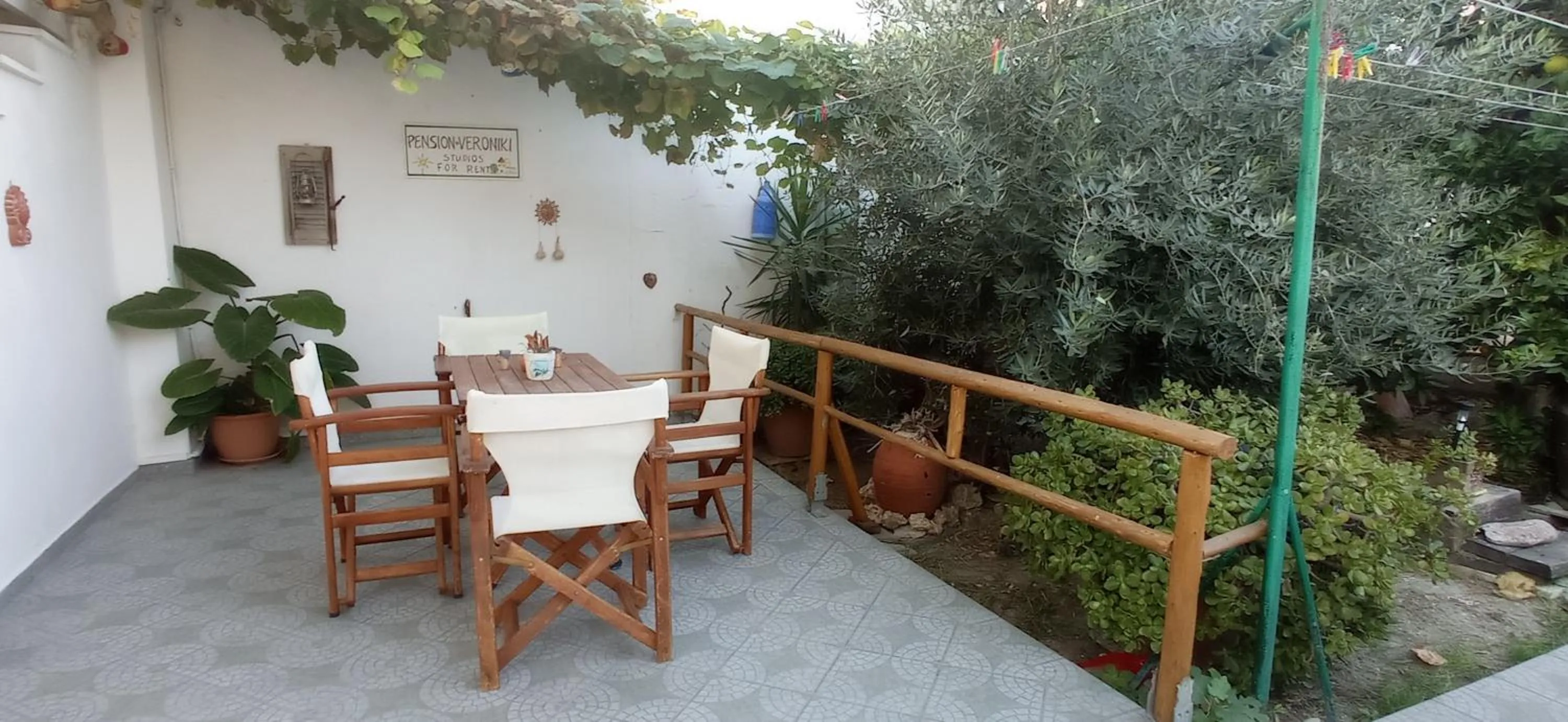 Garden in Veroniki Studios