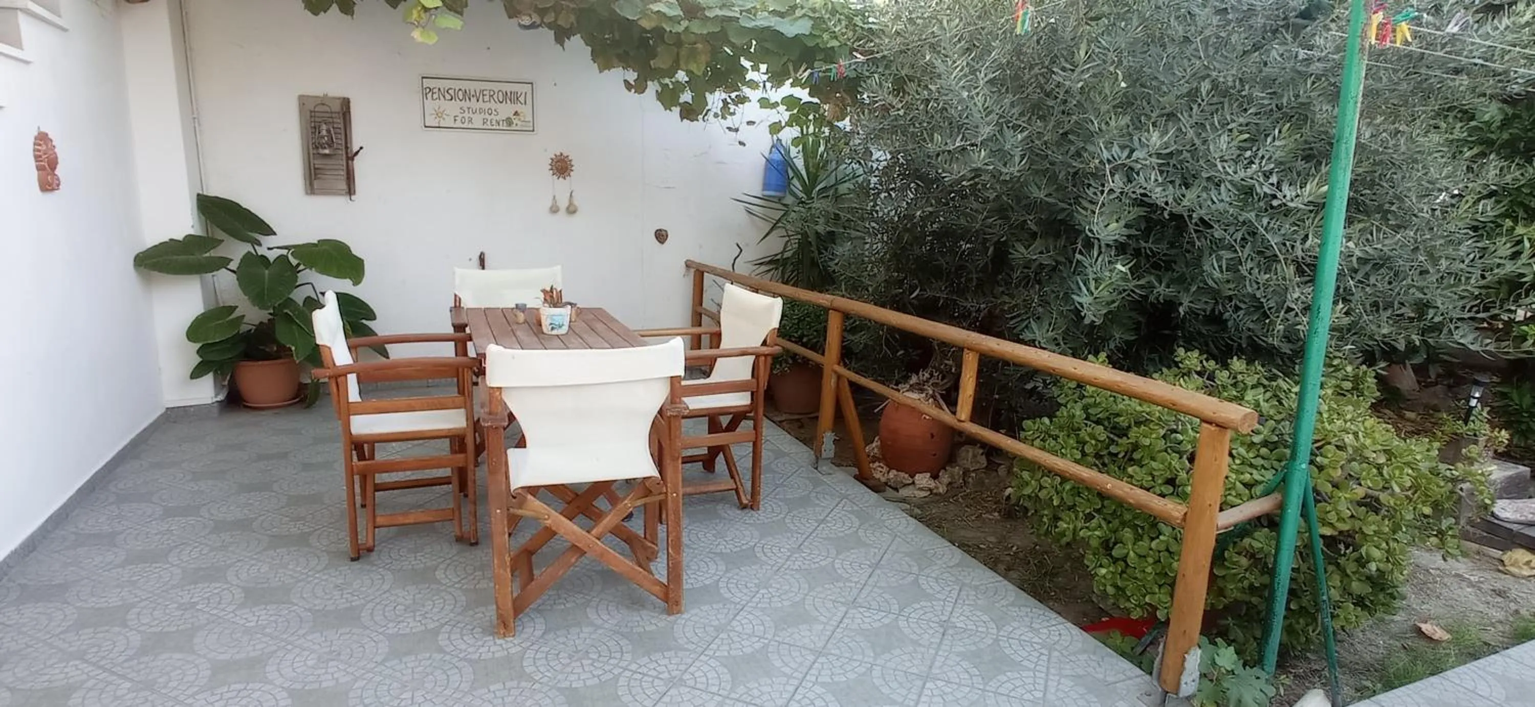 Garden in Veroniki Studios