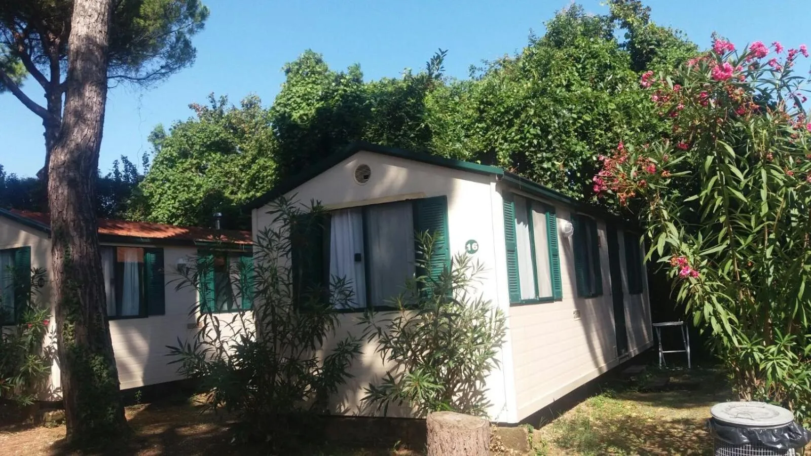 Garden in Villaggio Mithos