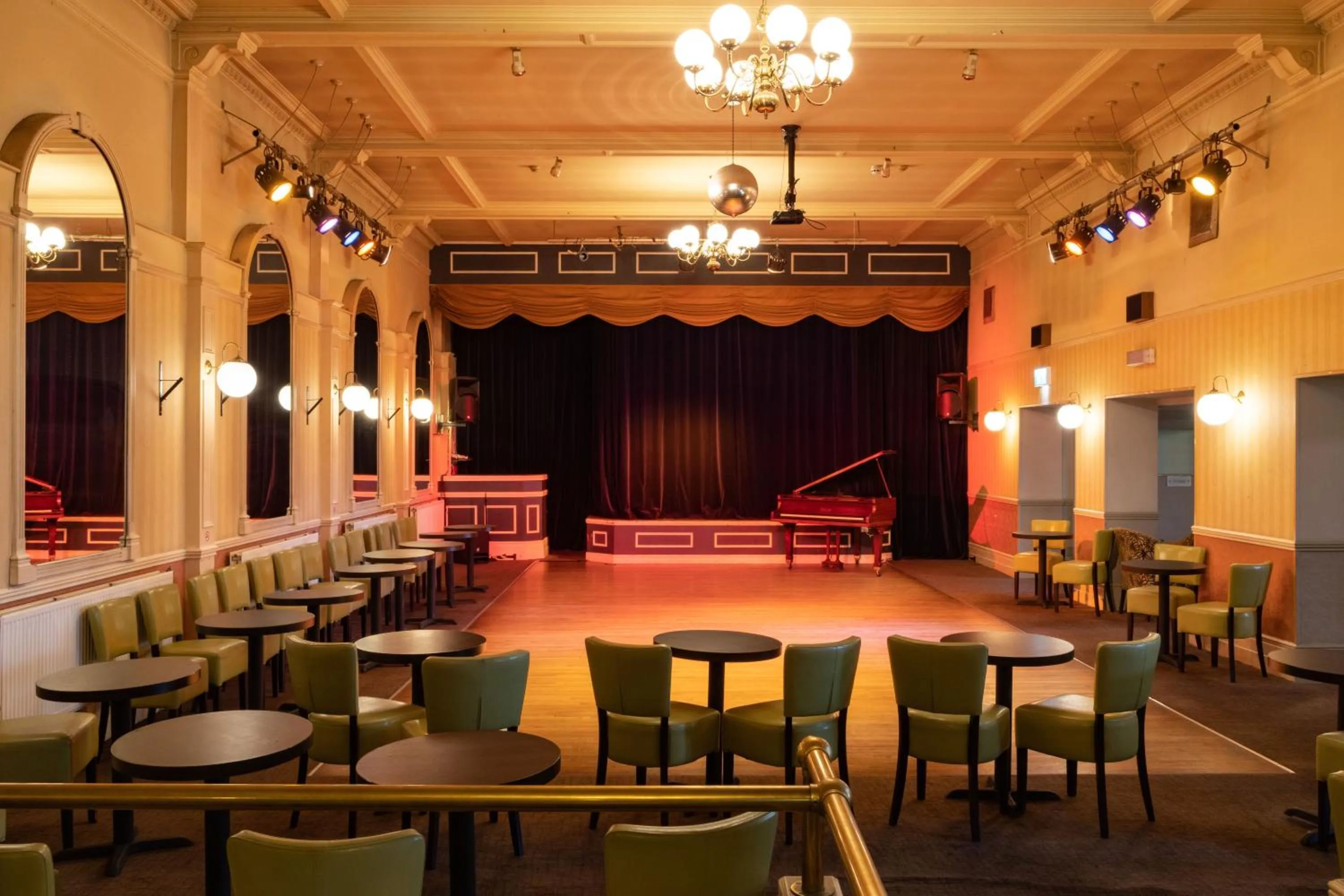 Lounge or bar in The Caledonian Torbay Hotel