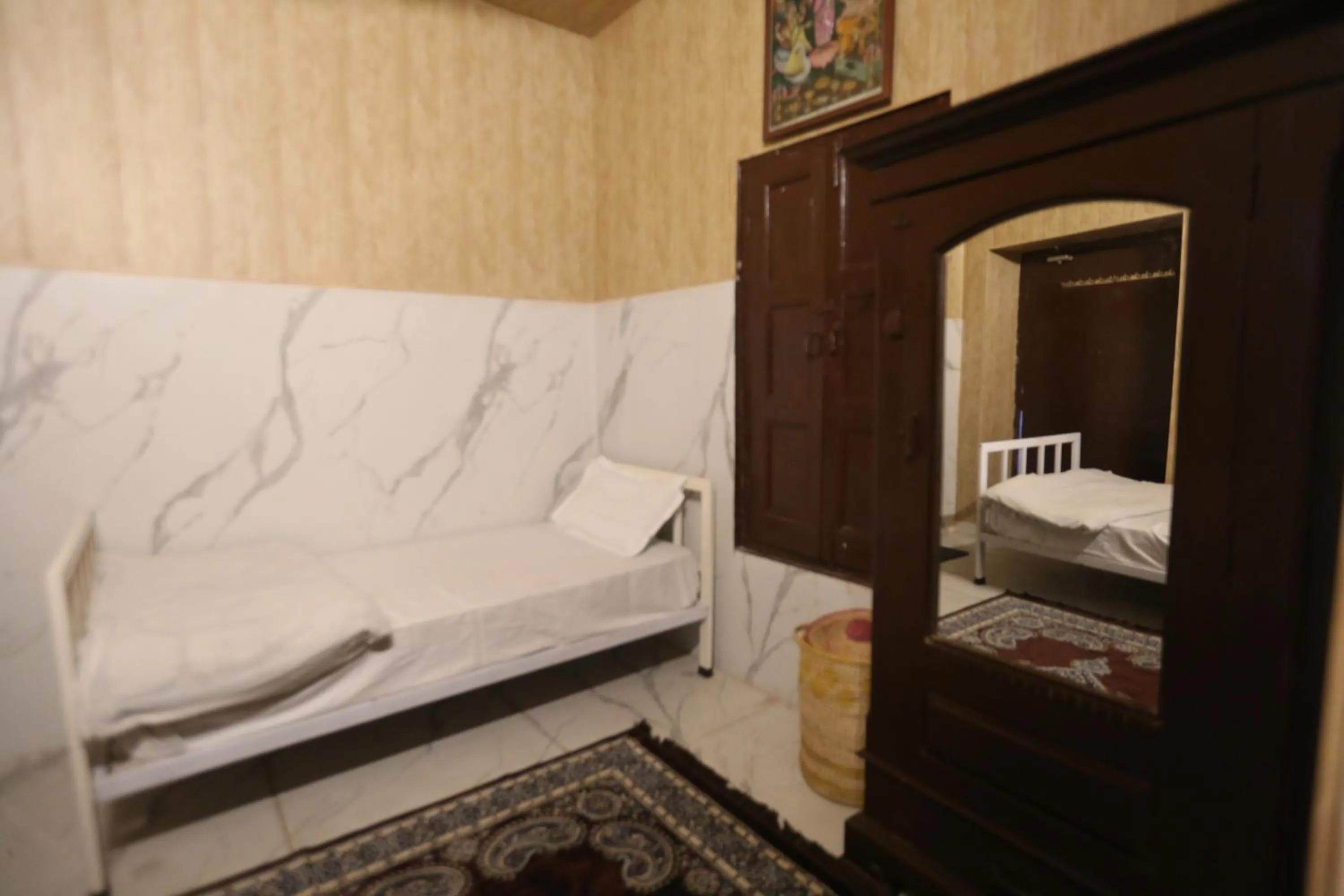 Bed in Vedic Dham Ganga