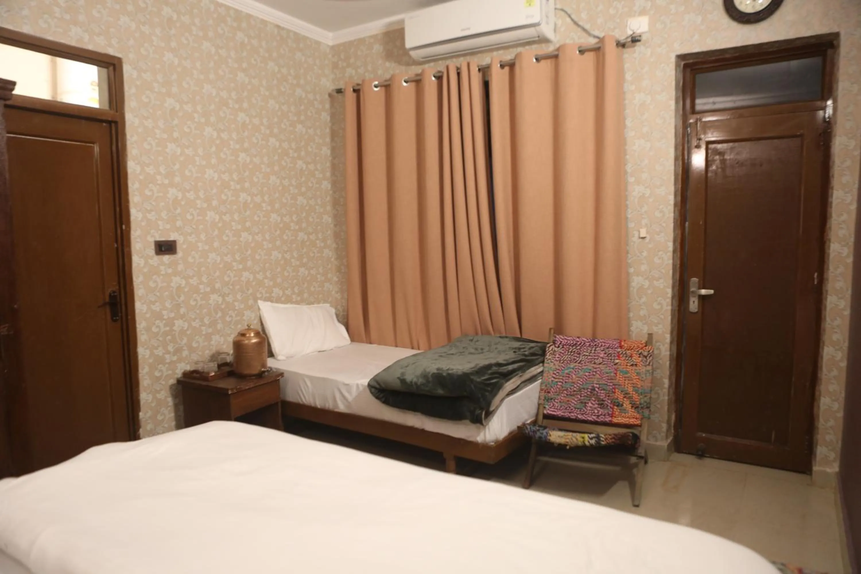 Bed in Vedic Dham Ganga