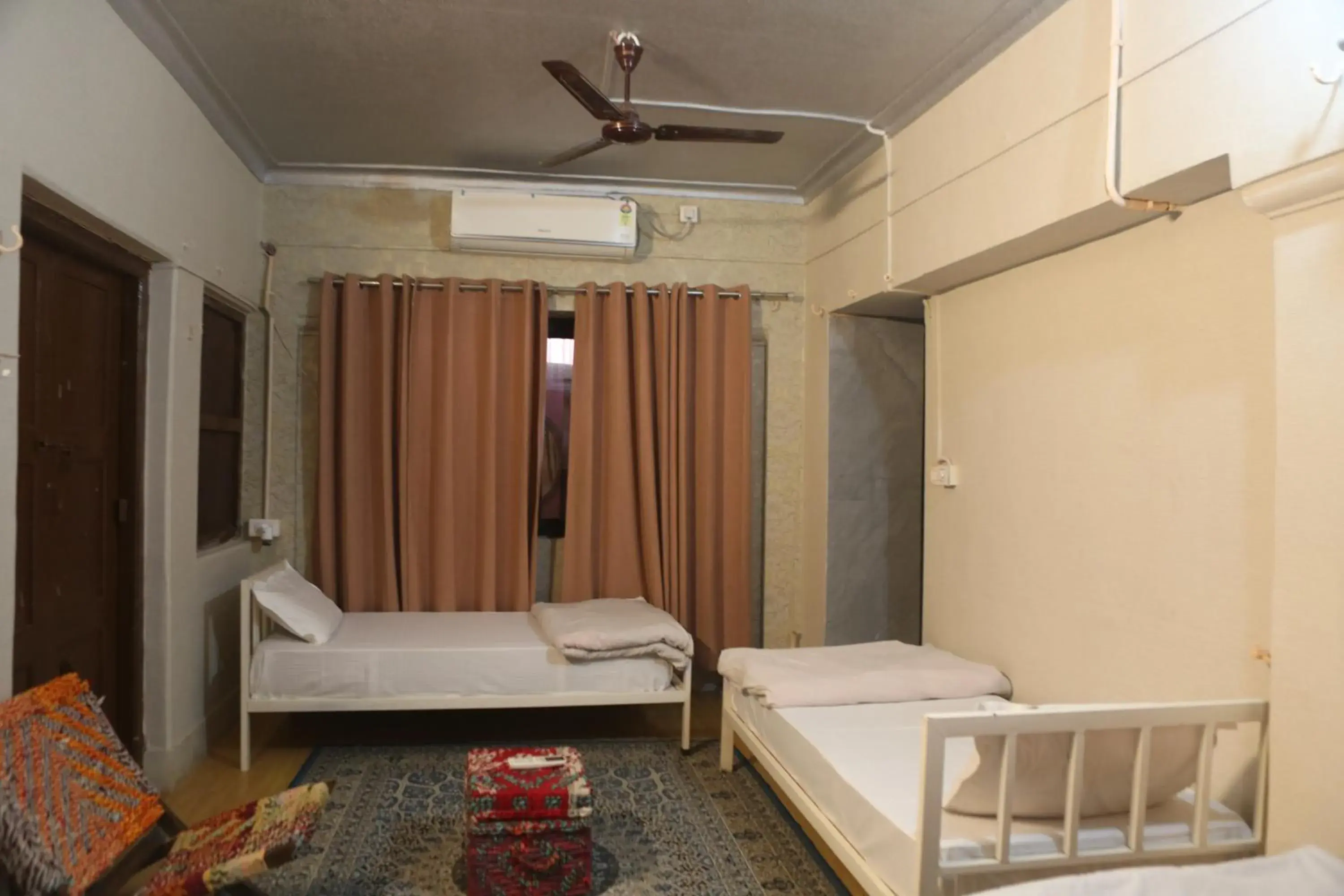 Photo of the whole room, Bed in Vedic Dham Ganga Photo of the whole room, Bed in Vedic Dham Ganga