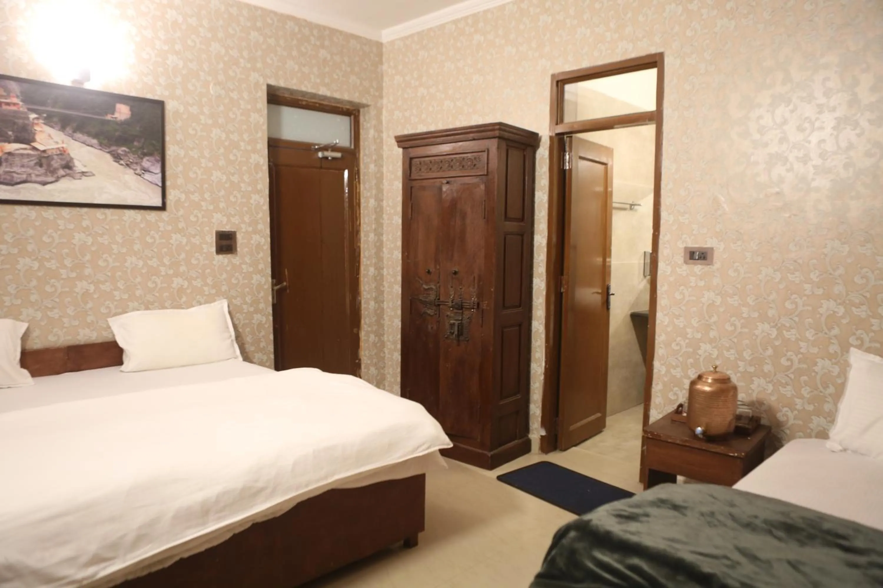 Bed in Vedic Dham Ganga