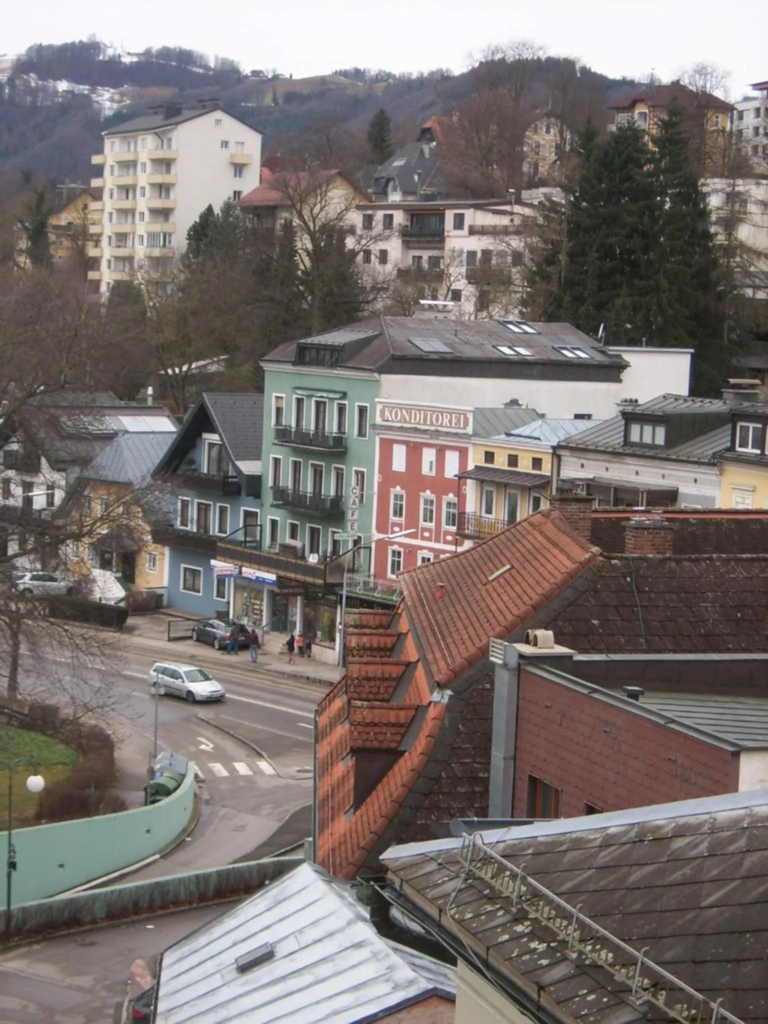 Street view in Garconniere im ehemaligen Hotel Austria