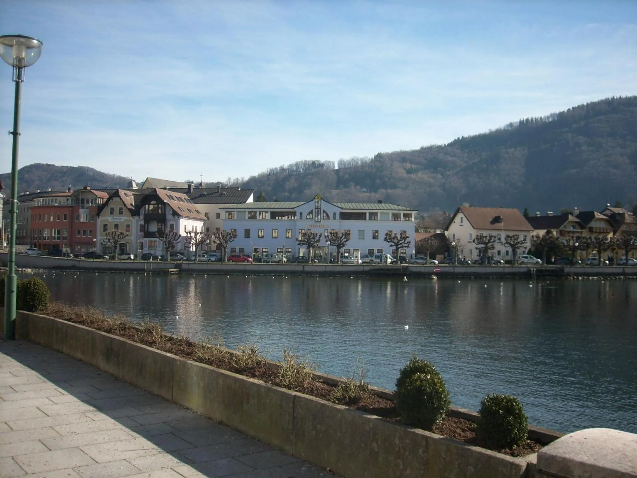 Lake view in Garconniere im ehemaligen Hotel Austria