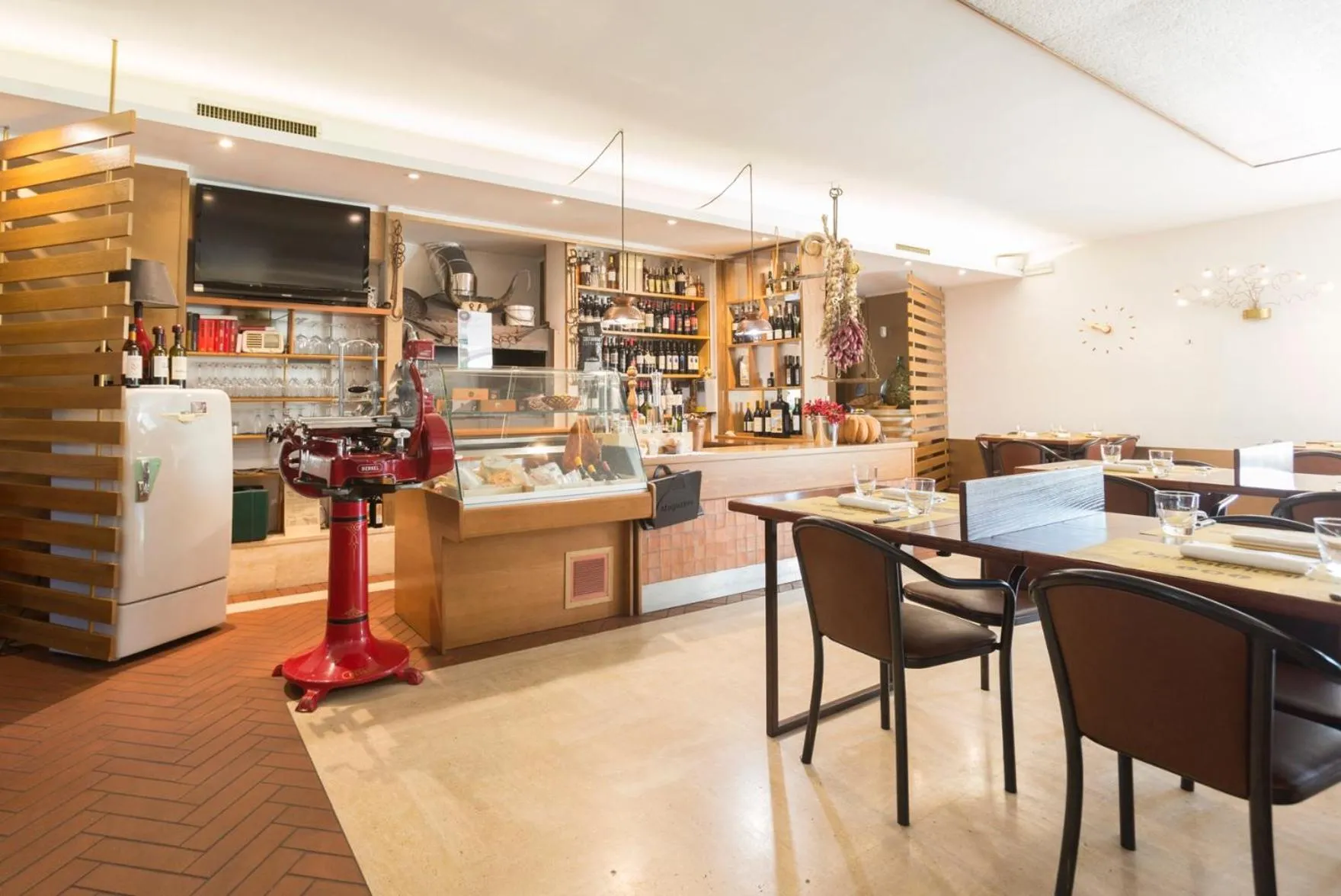 Restaurant/places to eat in Dal Patricano