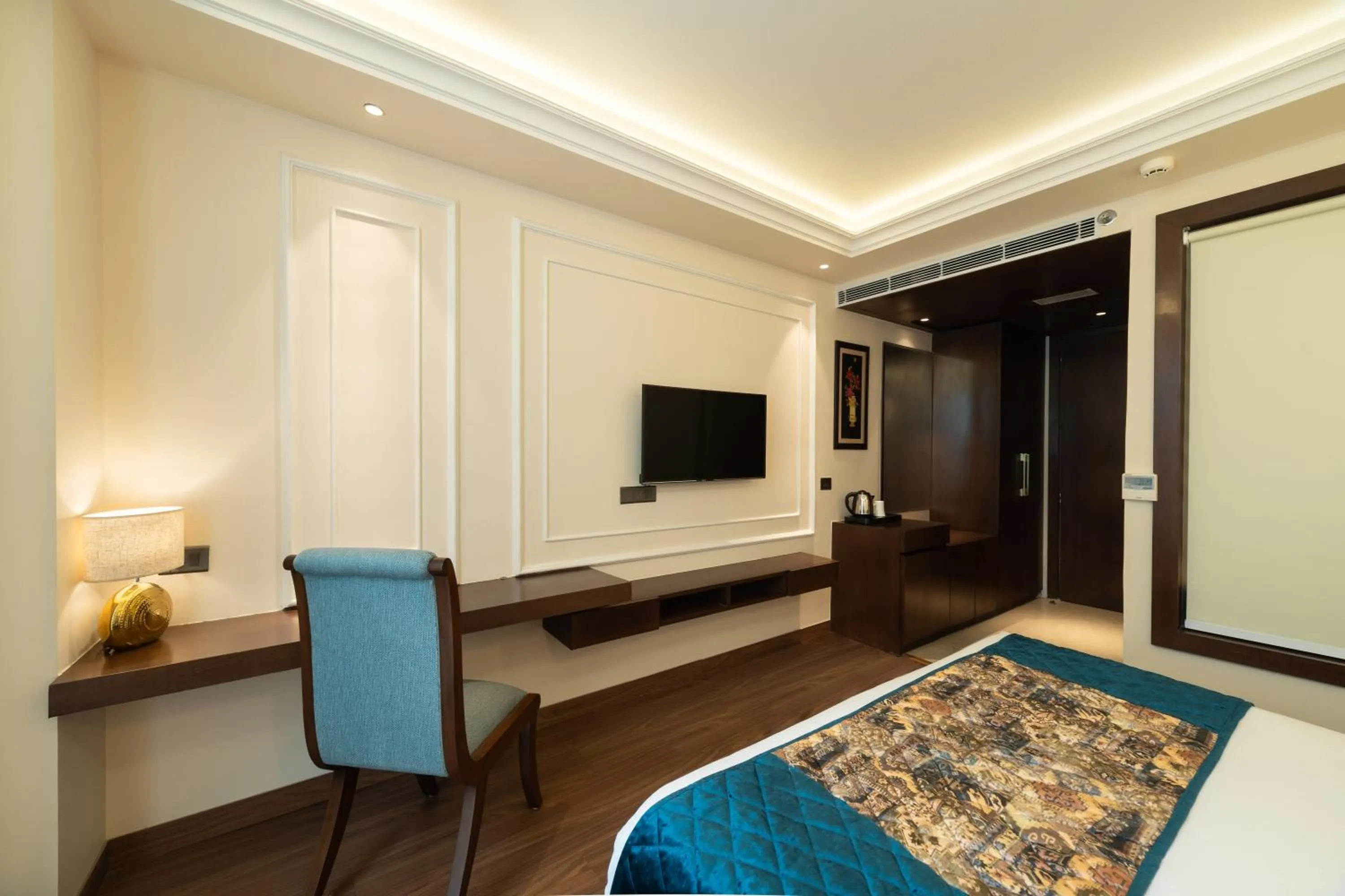 TV and multimedia, Bed in Country Inn Hall of Heritage Amritsar