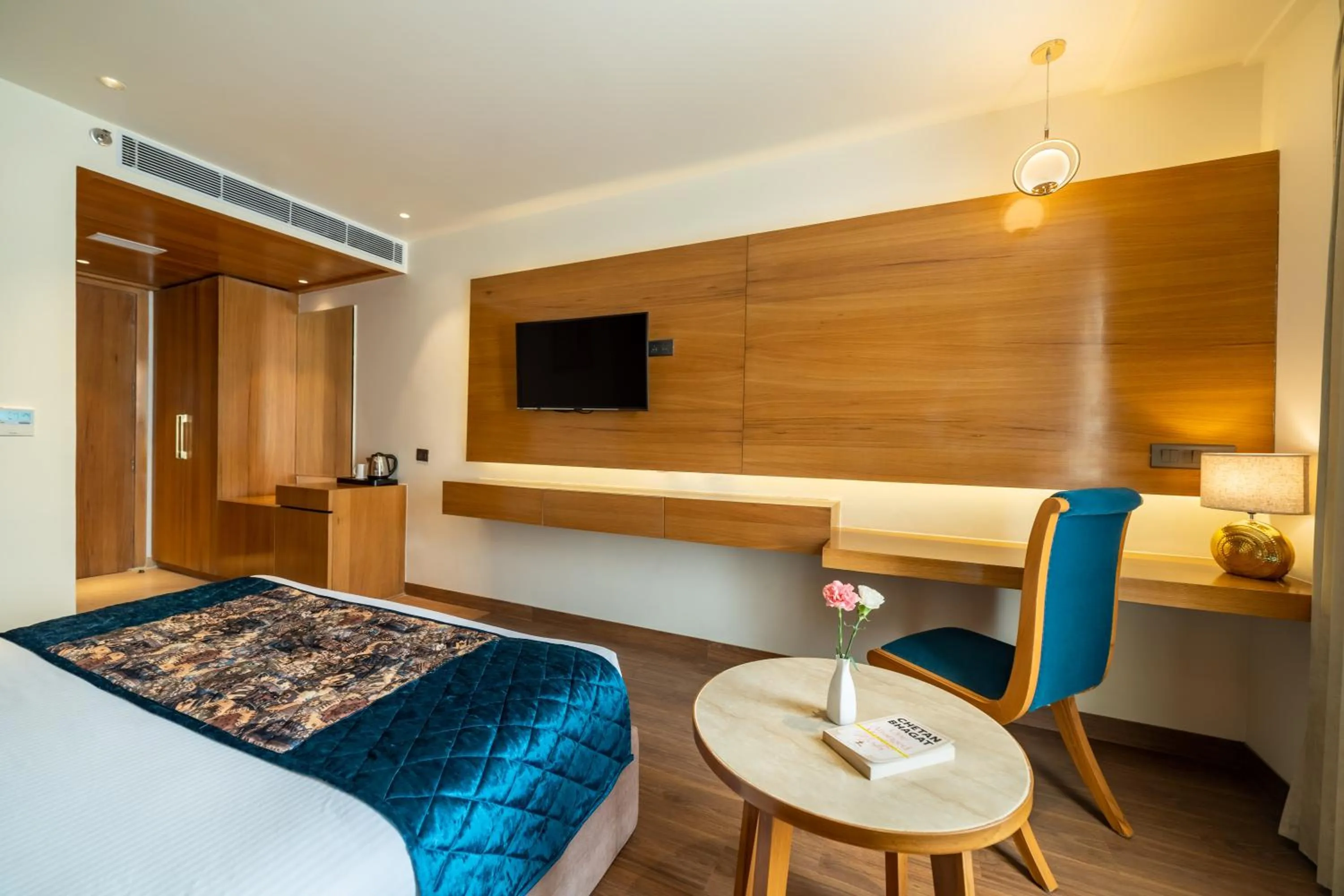 TV and multimedia, Bed in Country Inn Hall of Heritage Amritsar