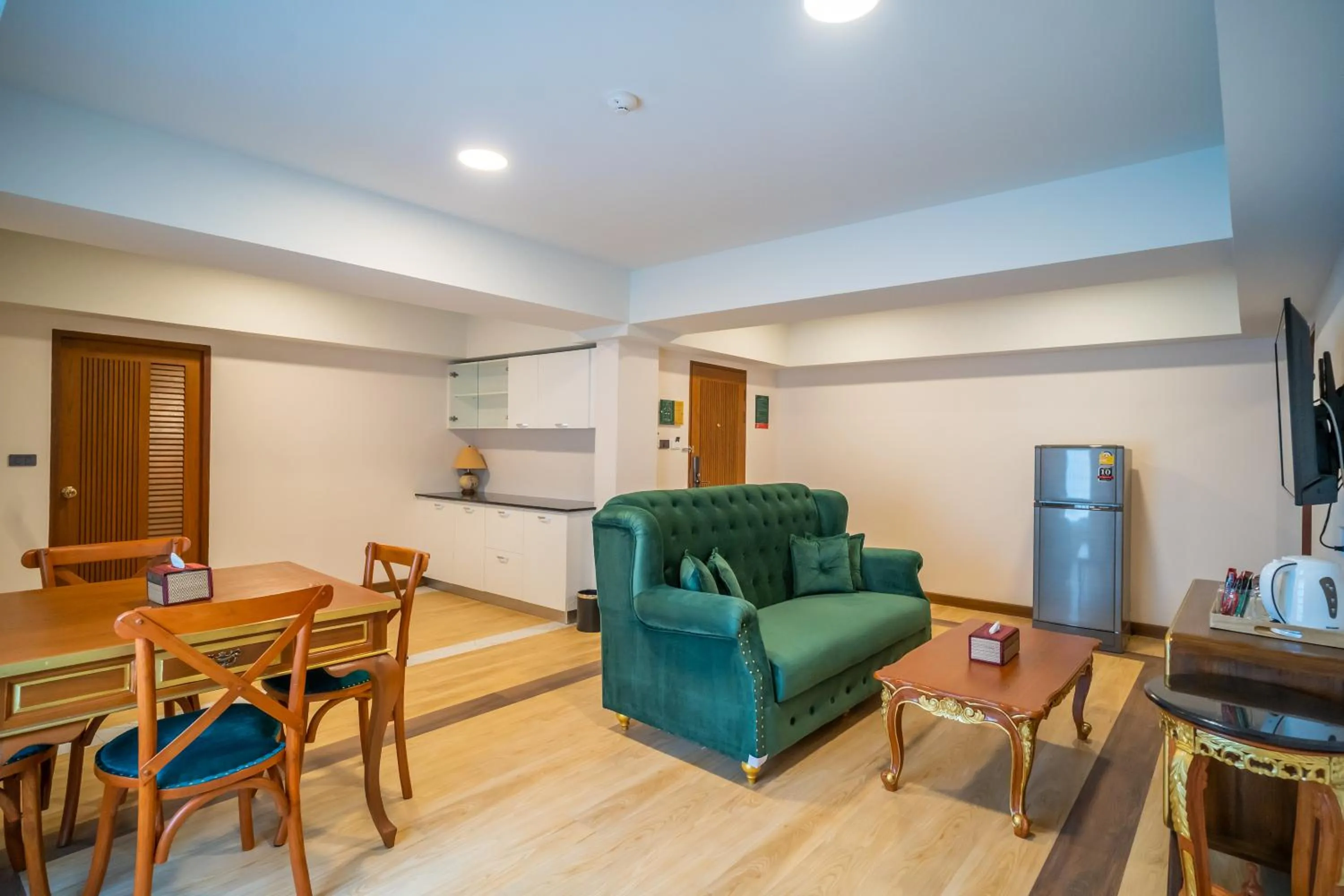 Living room in Siri Nakornpink Chiang Mai Hotel SHA Plus