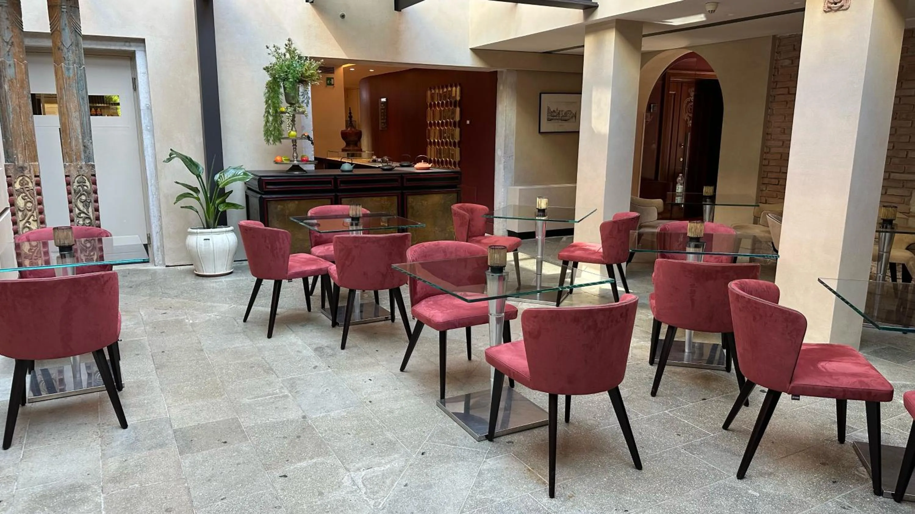 Lounge or bar in Ca' Nigra Lagoon Resort