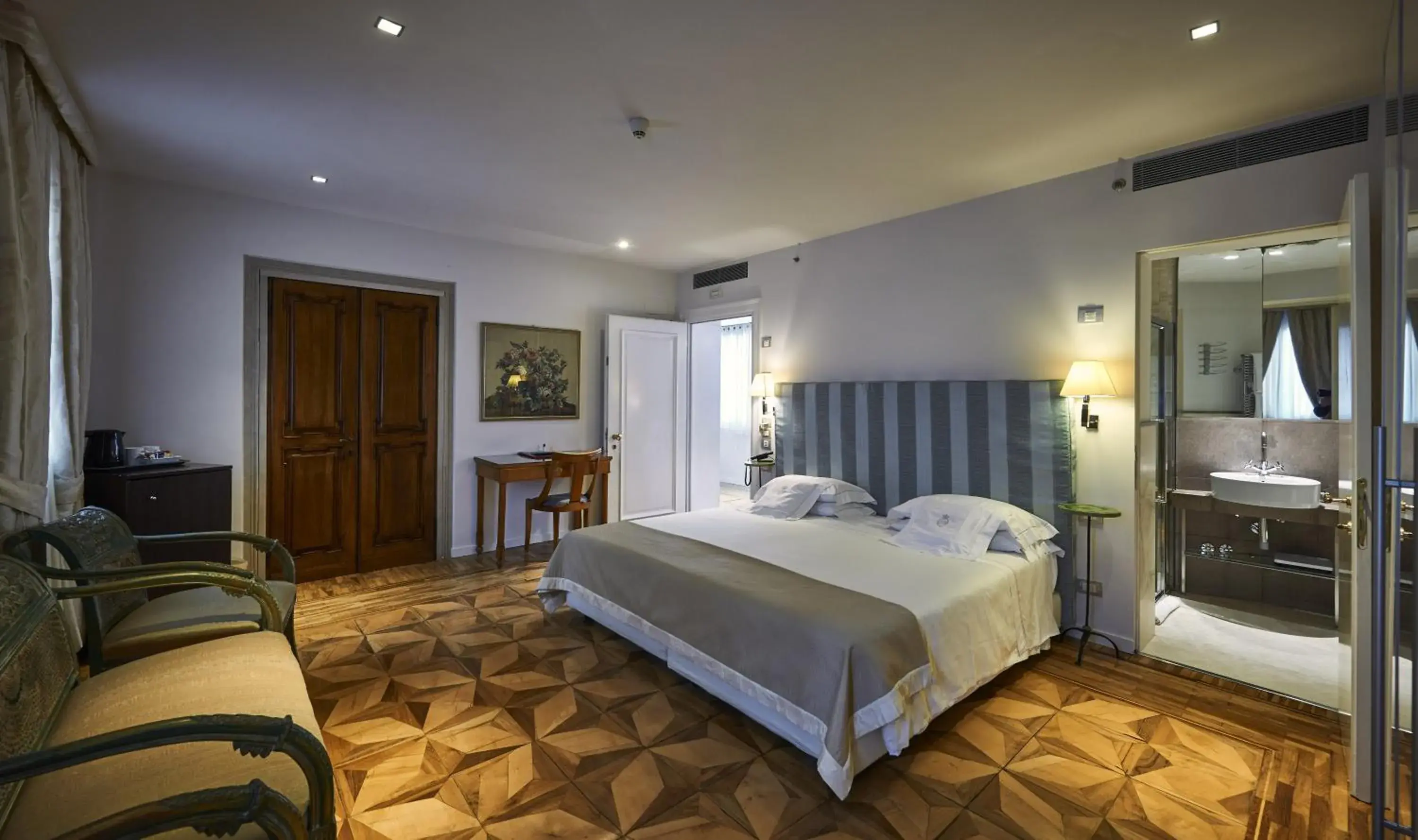 Superior Double or Twin Room in Ca' Nigra Lagoon Resort Adults Only Superior Double or Twin Room in Ca' Nigra Lagoon Resort Adults Only