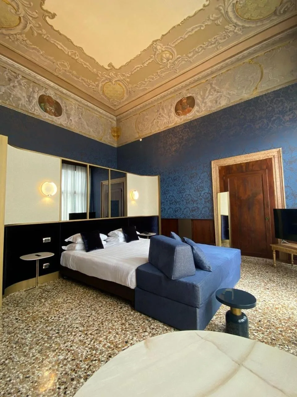 Bed in Ca' Vendramin Zago