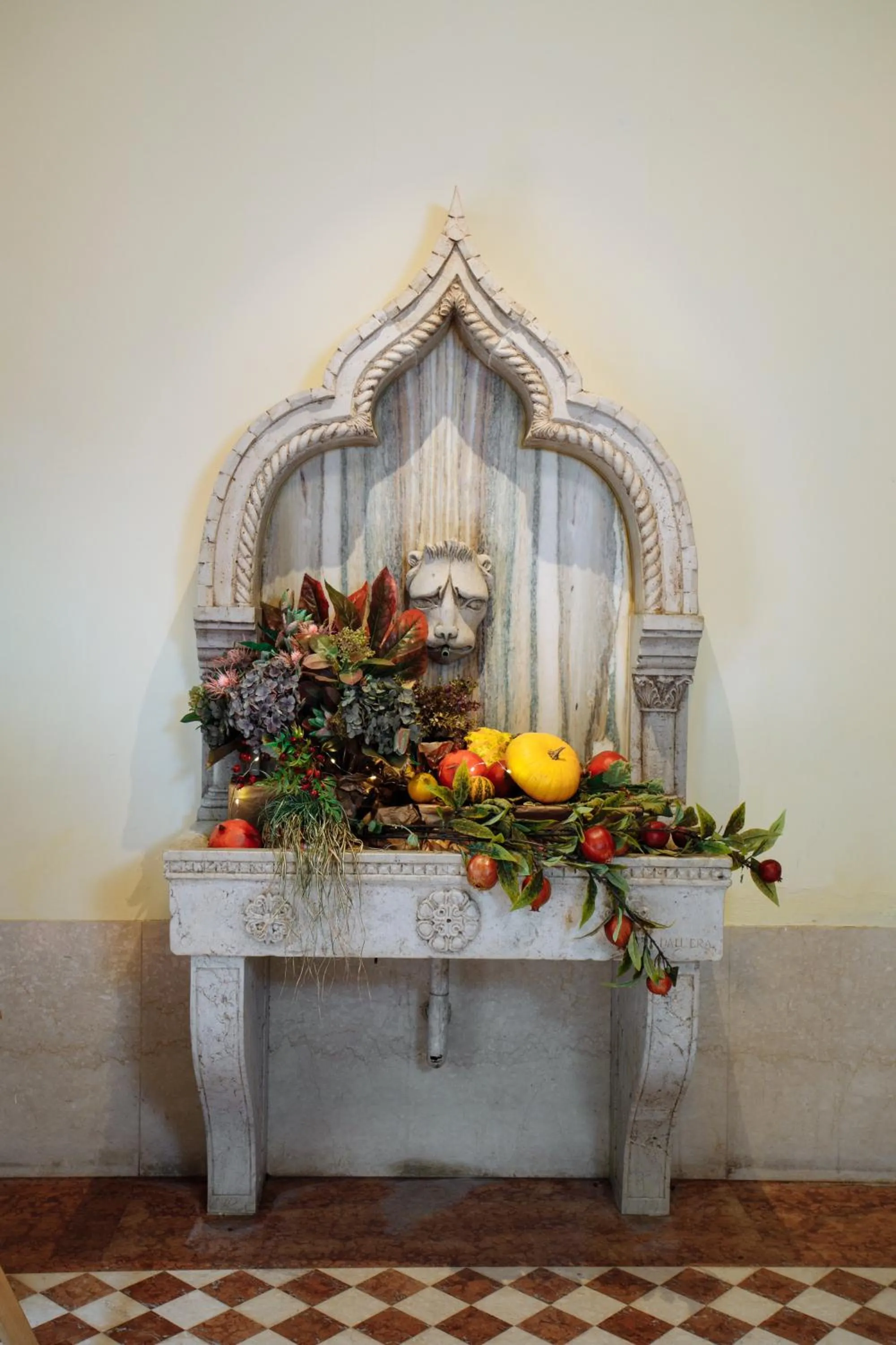 Decorative detail in Ca' Vendramin Zago