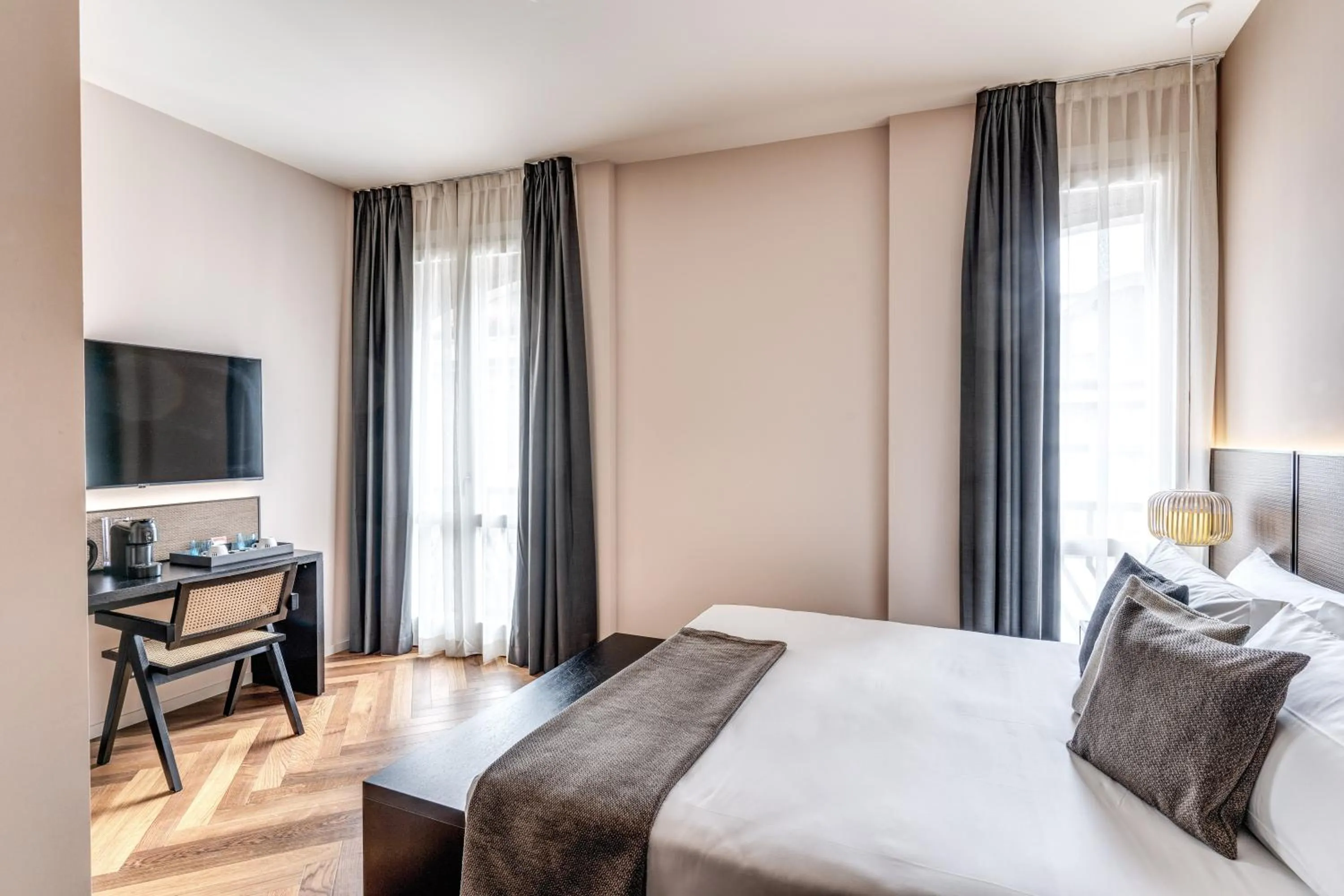 Bedroom, Bed in Plinius Lifestyle Hotel Lake Como