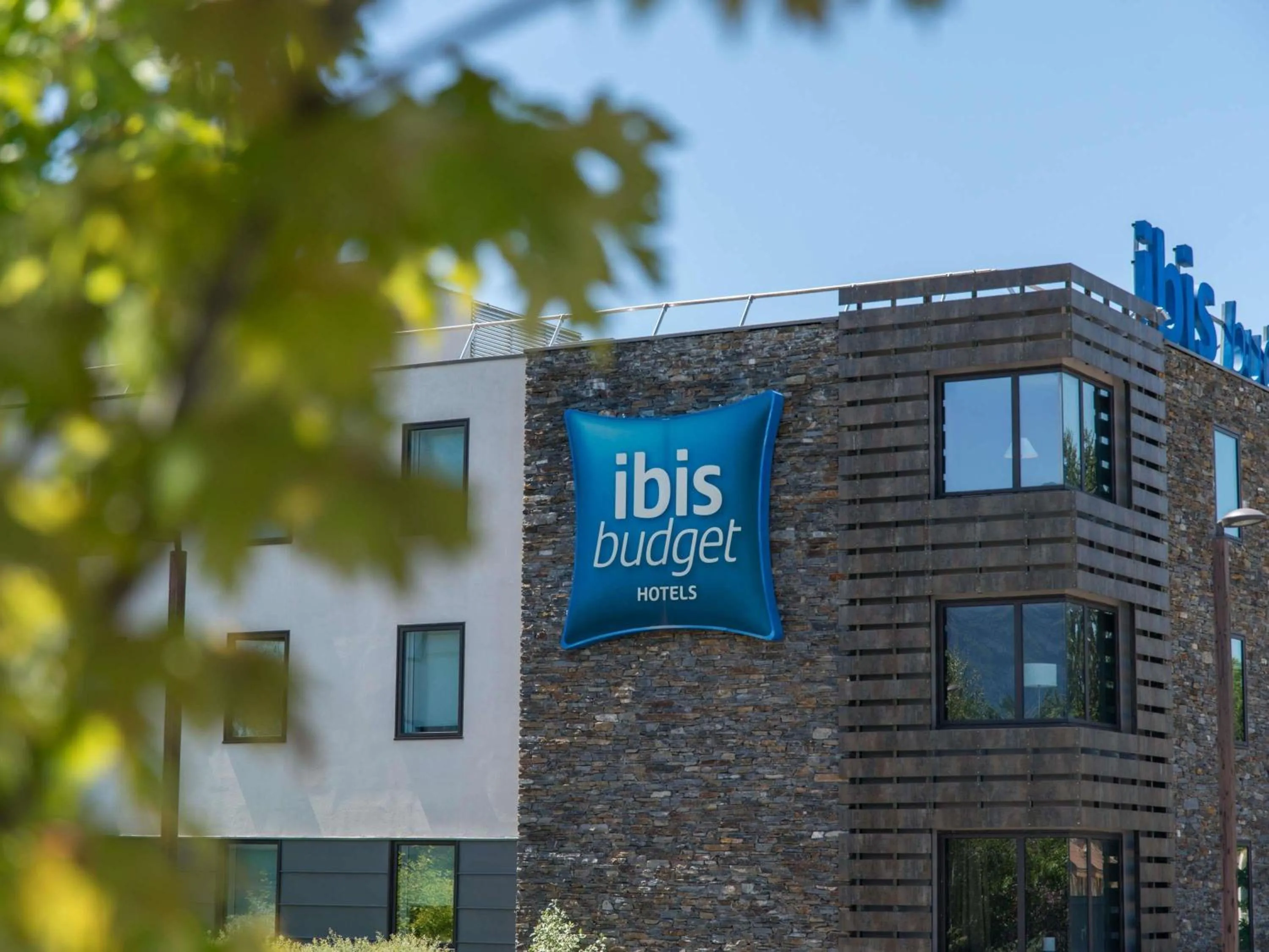 Property building in Ibis Budget Archamps Porte de Genève