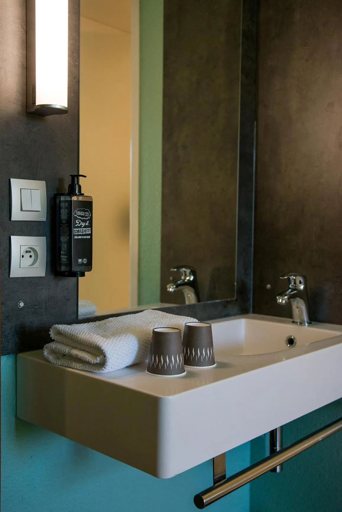 Bathroom in Ibis Budget Archamps Porte de Genève