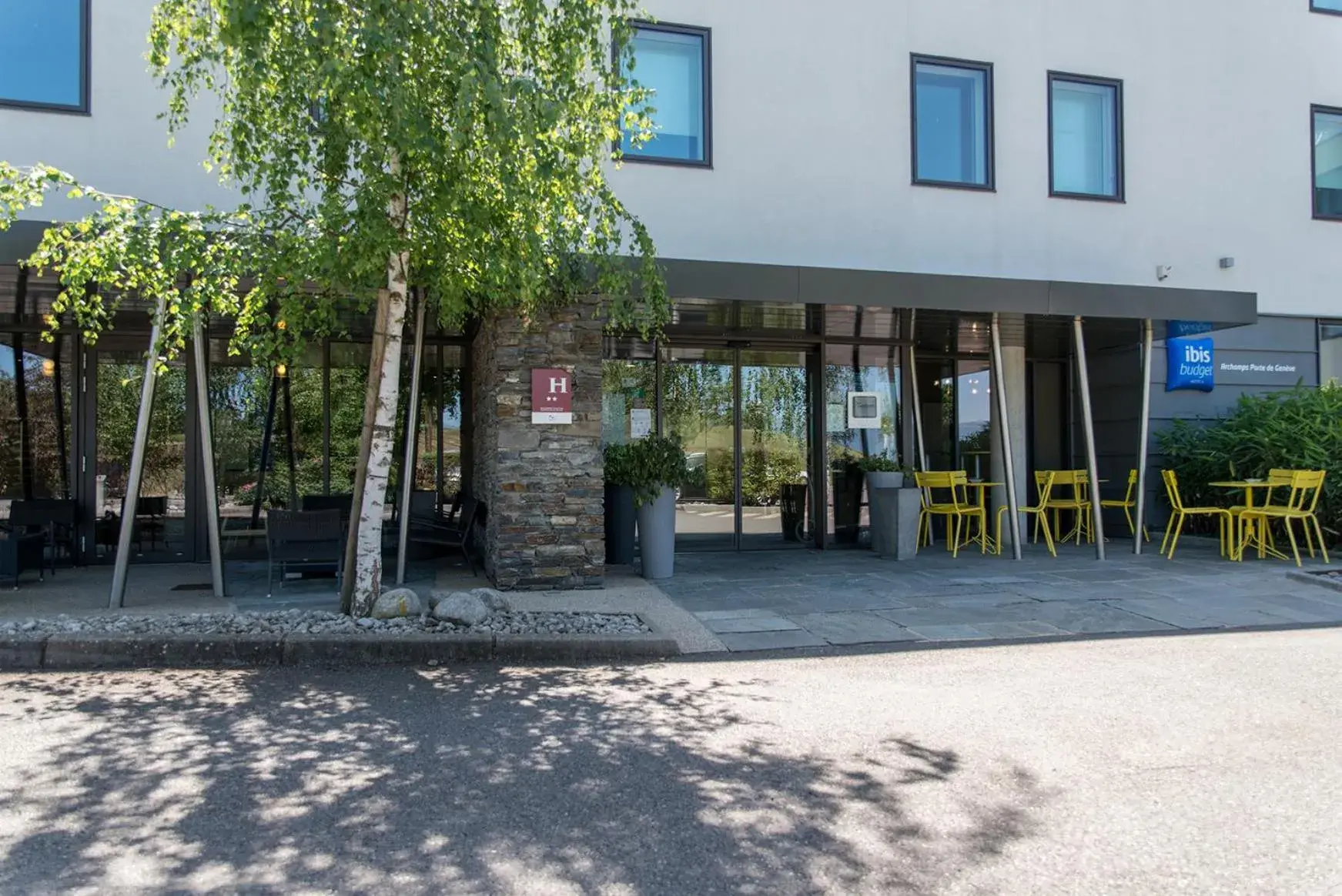Property building in Ibis Budget Archamps Porte de Genève Property building in Ibis Budget Archamps Porte de Genève