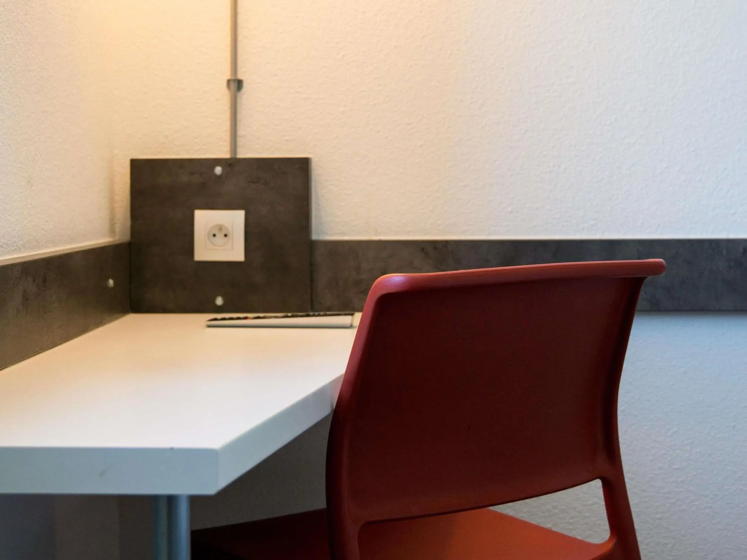 Bedroom in Ibis Budget Archamps Porte de Genève Bedroom in Ibis Budget Archamps Porte de Genève