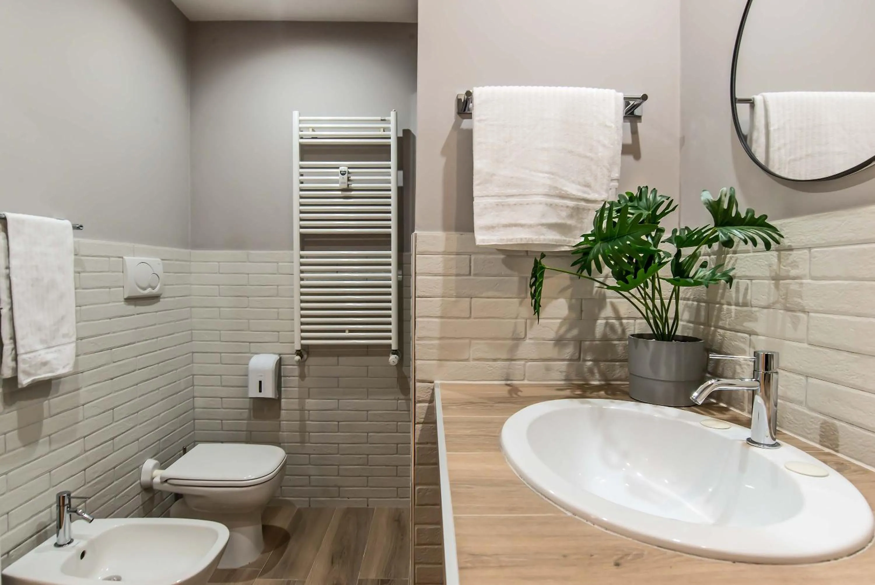 Bathroom in 94Rooms Vatican Guest House- Scipioni