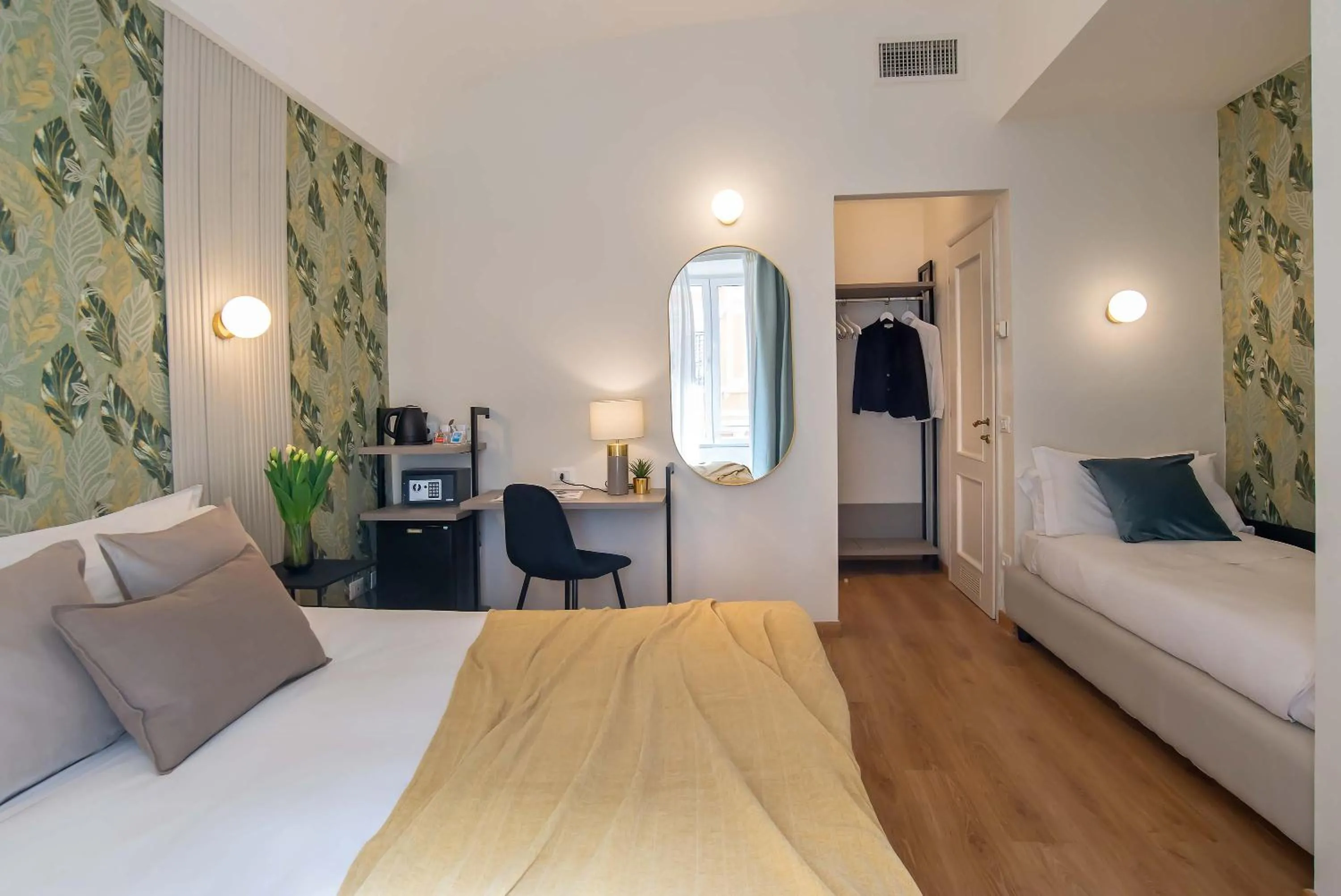 Bedroom, Bed in 94Rooms Vatican Guest House- Scipioni