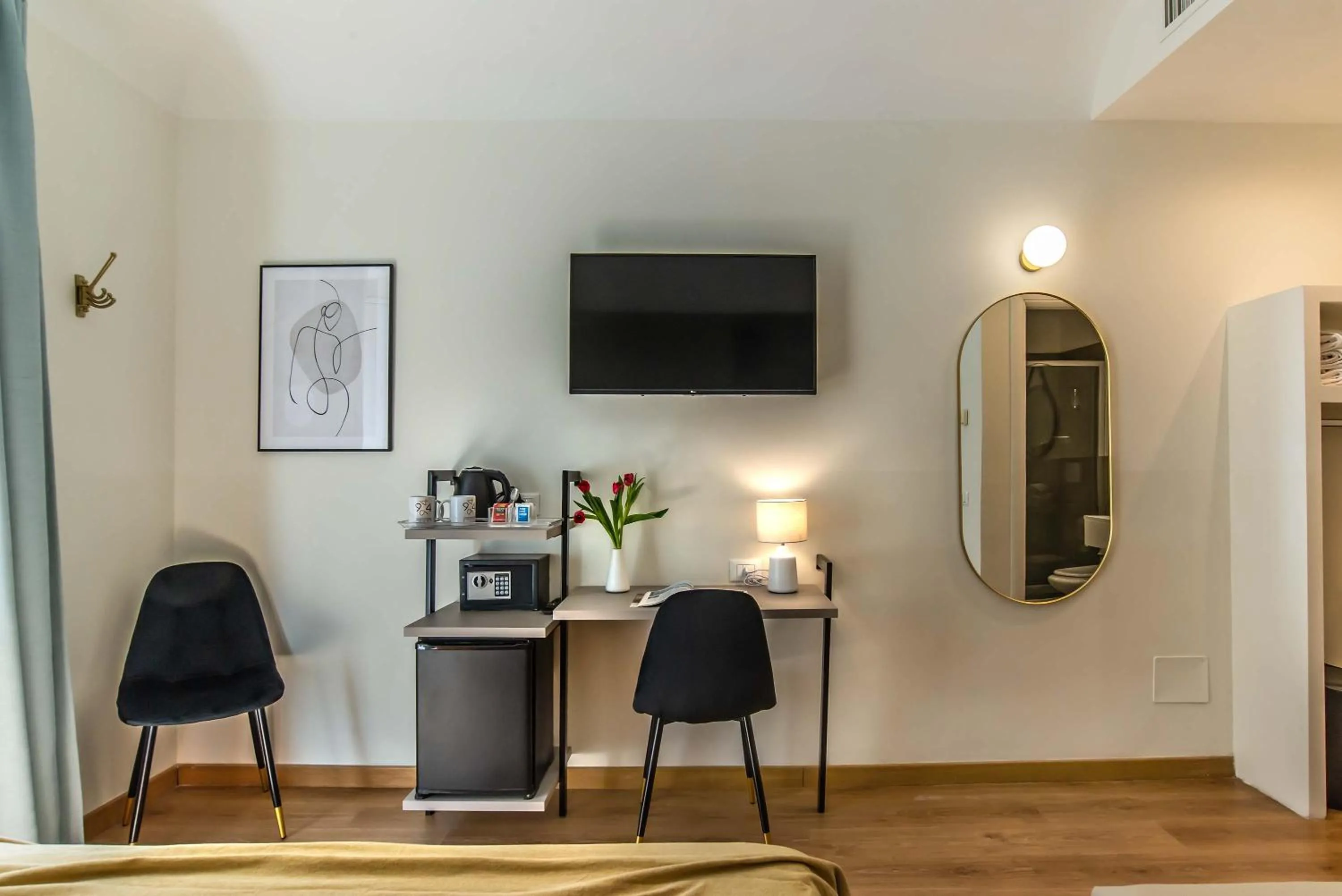 Seating area in 94Rooms Vatican Guest House- Scipioni