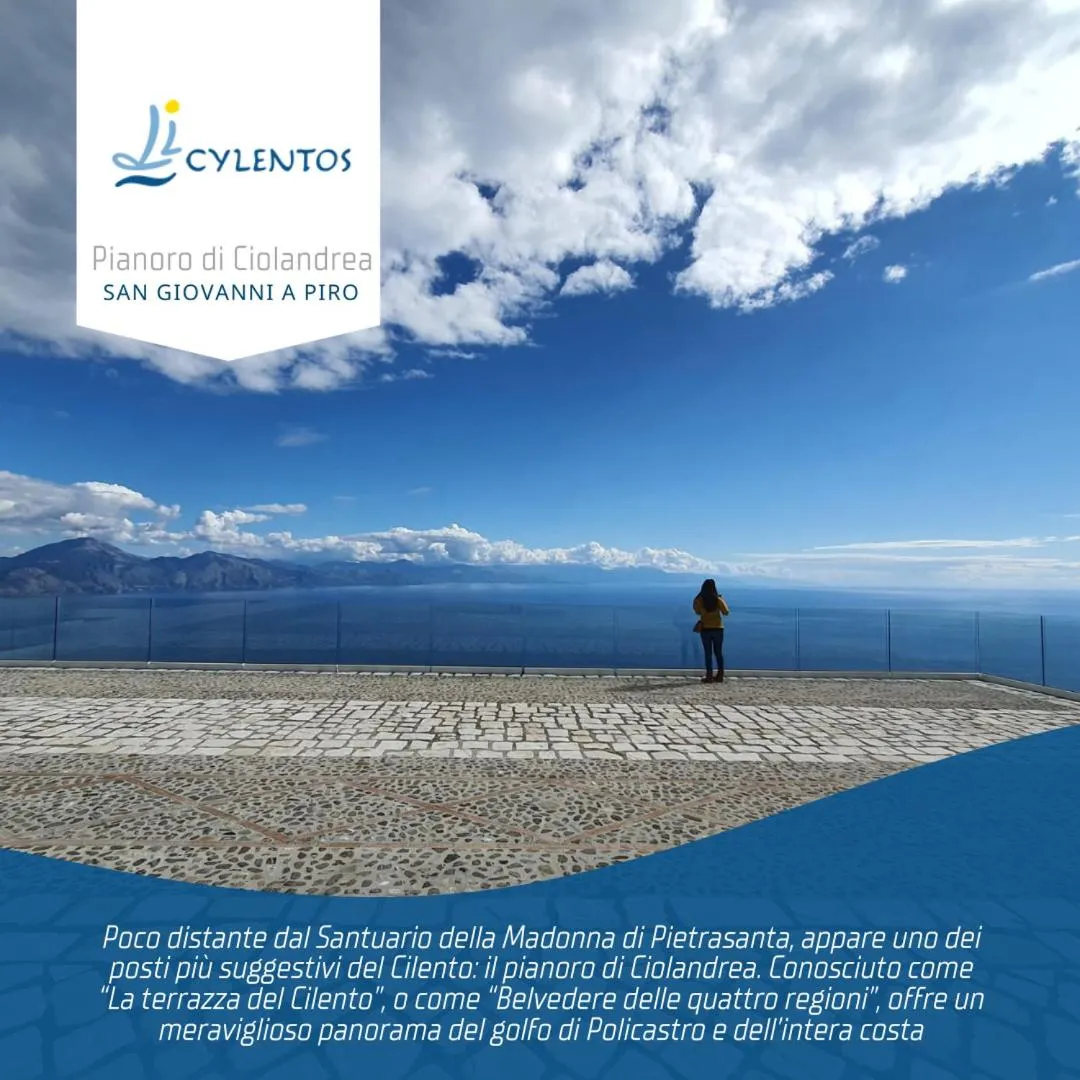 Nearby landmark in L'Incanto del Golfo