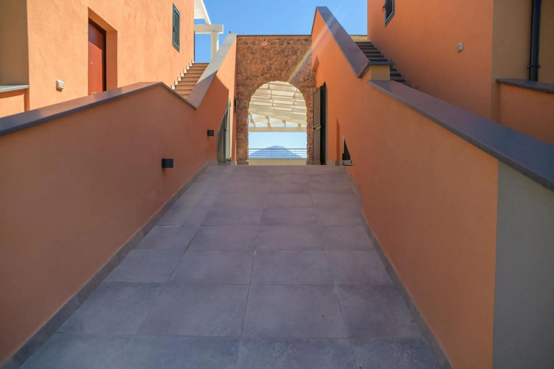 Property building in L'Incanto del Golfo