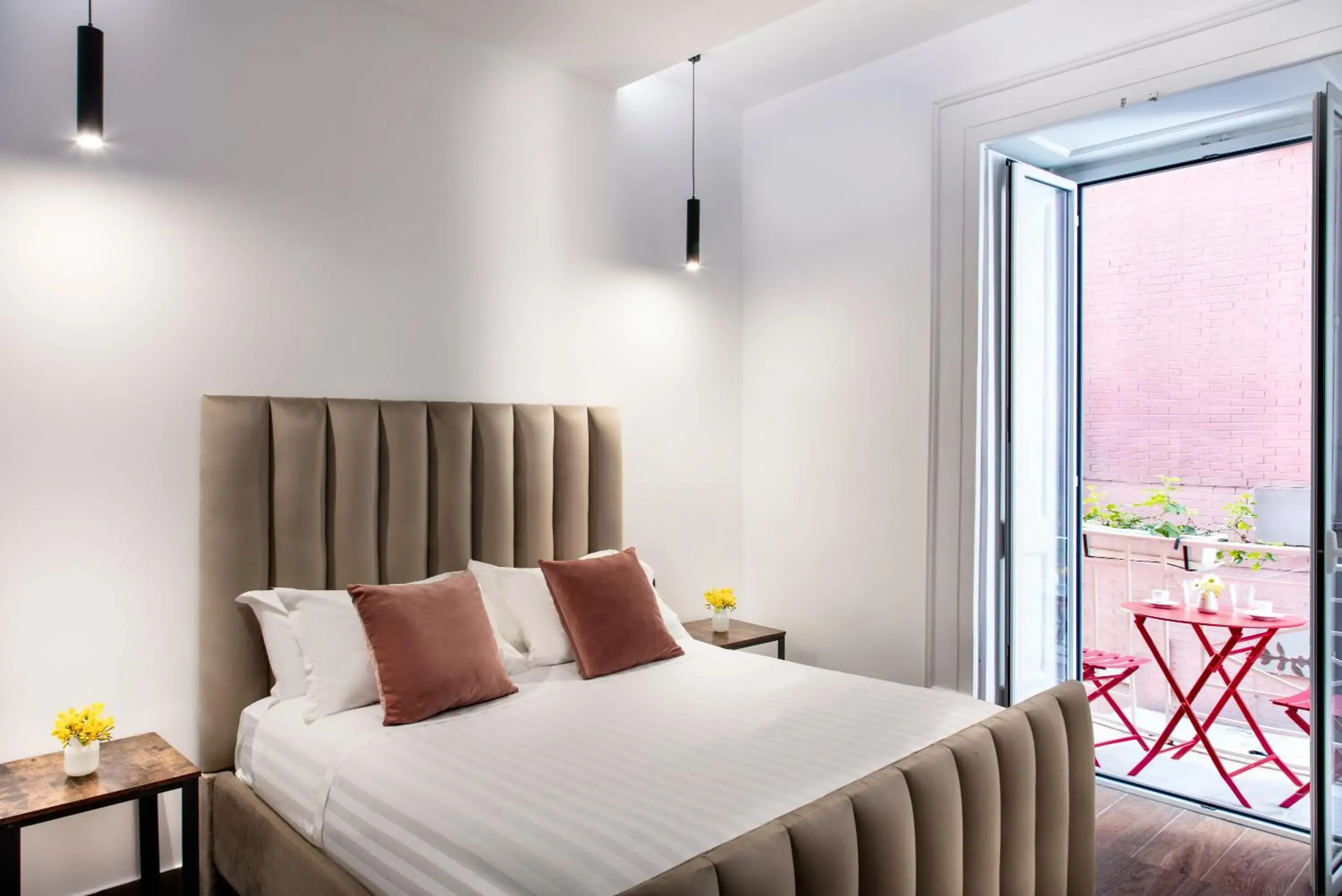 Deluxe Double Room with Balcony in Residenza Toledo Deluxe Double Room with Balcony in Residenza Toledo