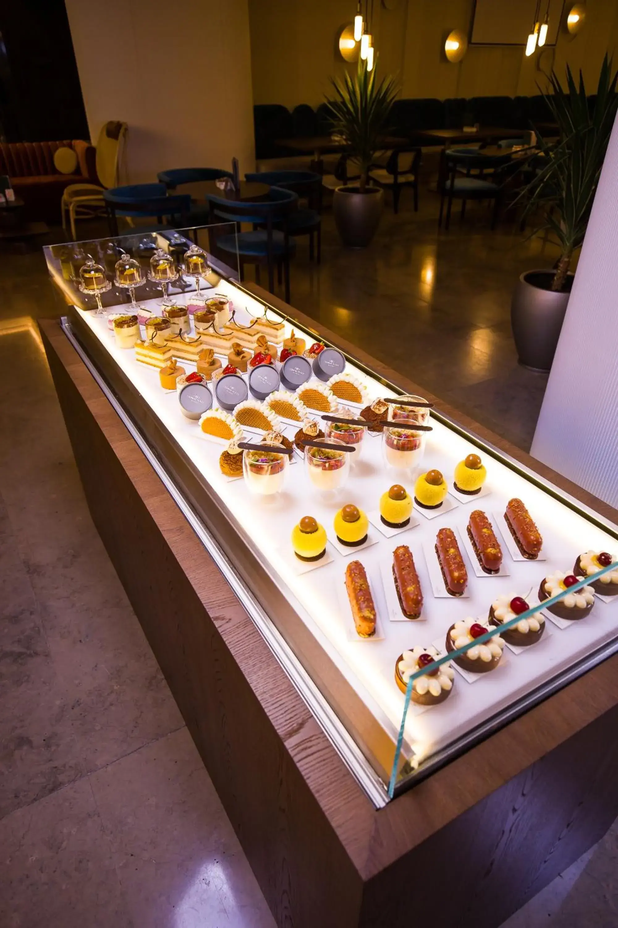 Restaurant/places to eat in Crowne Plaza Belgrade by IHG Restaurant/places to eat in Crowne Plaza Belgrade by IHG