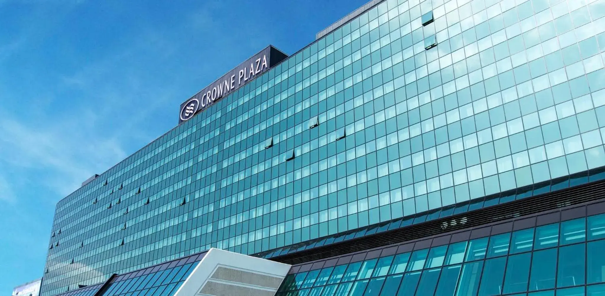 Property building in Crowne Plaza Belgrade by IHG Property building in Crowne Plaza Belgrade by IHG
