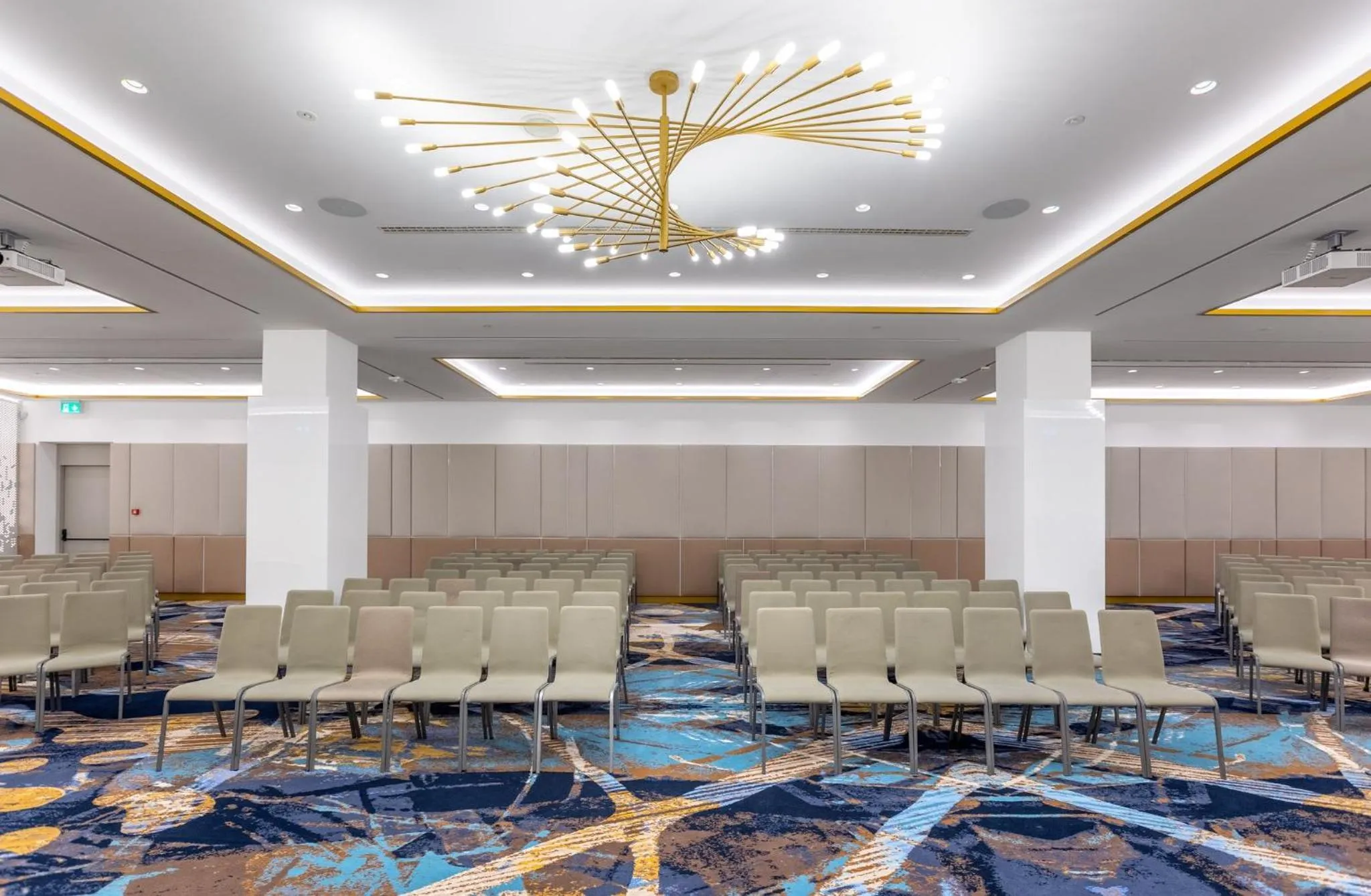 Lobby or reception in Crowne Plaza Belgrade by IHG