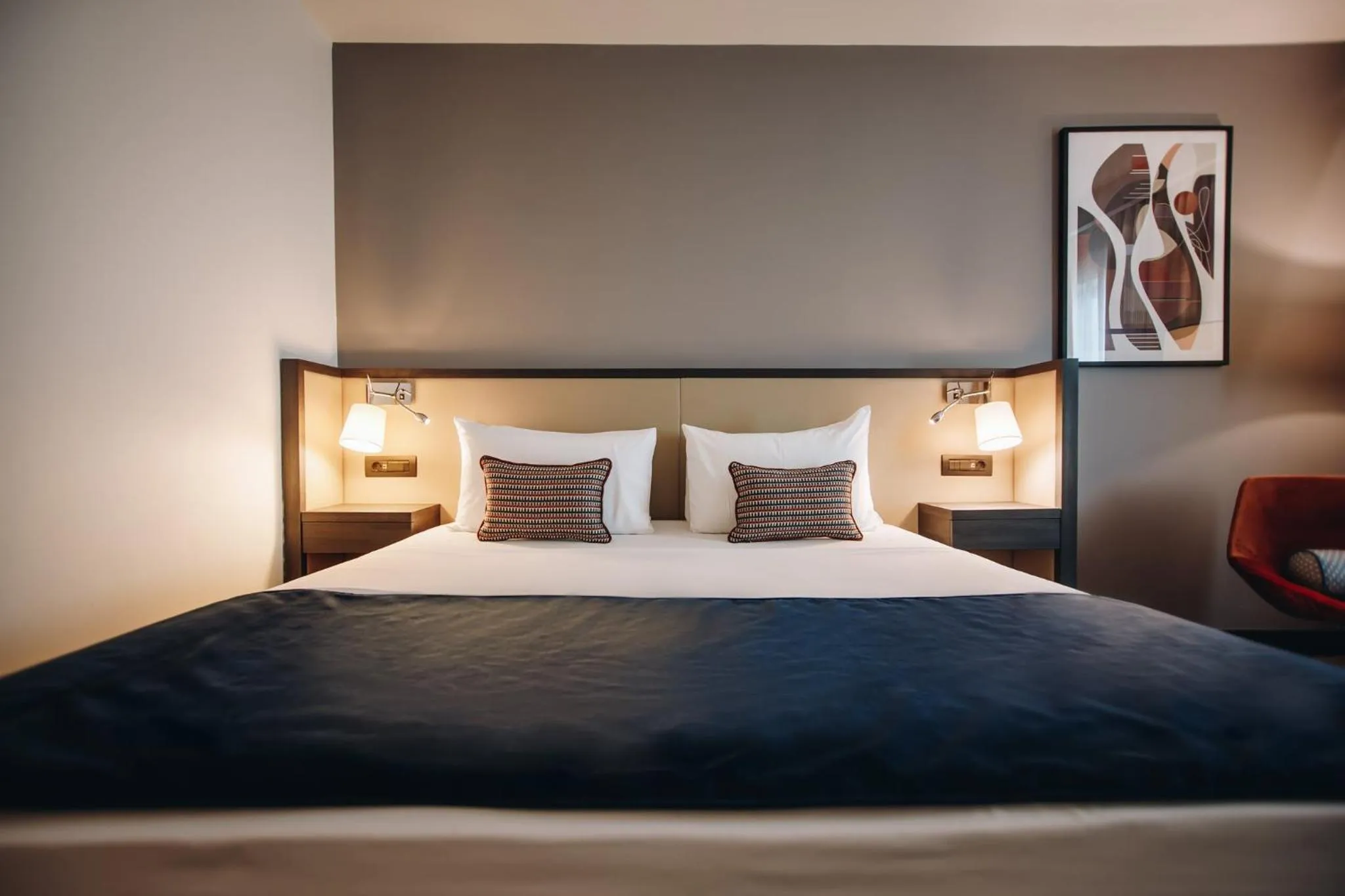 Photo of the whole room, Bed in Crowne Plaza Belgrade by IHG